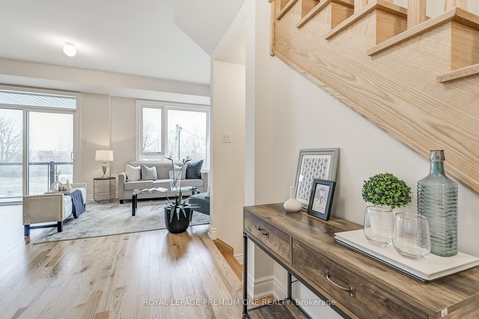 Photo 22 of 128 Thule Street, Vaughan, Vellore Village — HOMEH