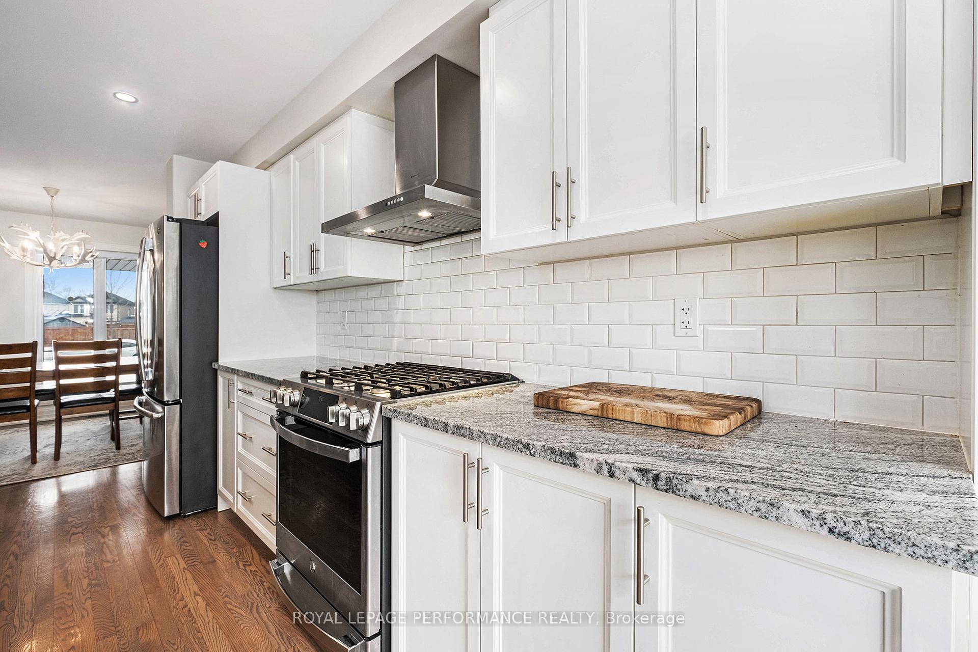 Photo 5 of 327 Proud Walk Street, Ottawa, Stittsville (South) — HOMEH