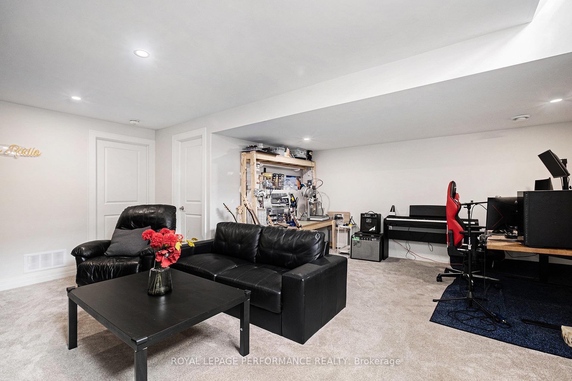 Photo 21 of 327 Proud Walk Street, Ottawa, Stittsville (South) — HOMEH