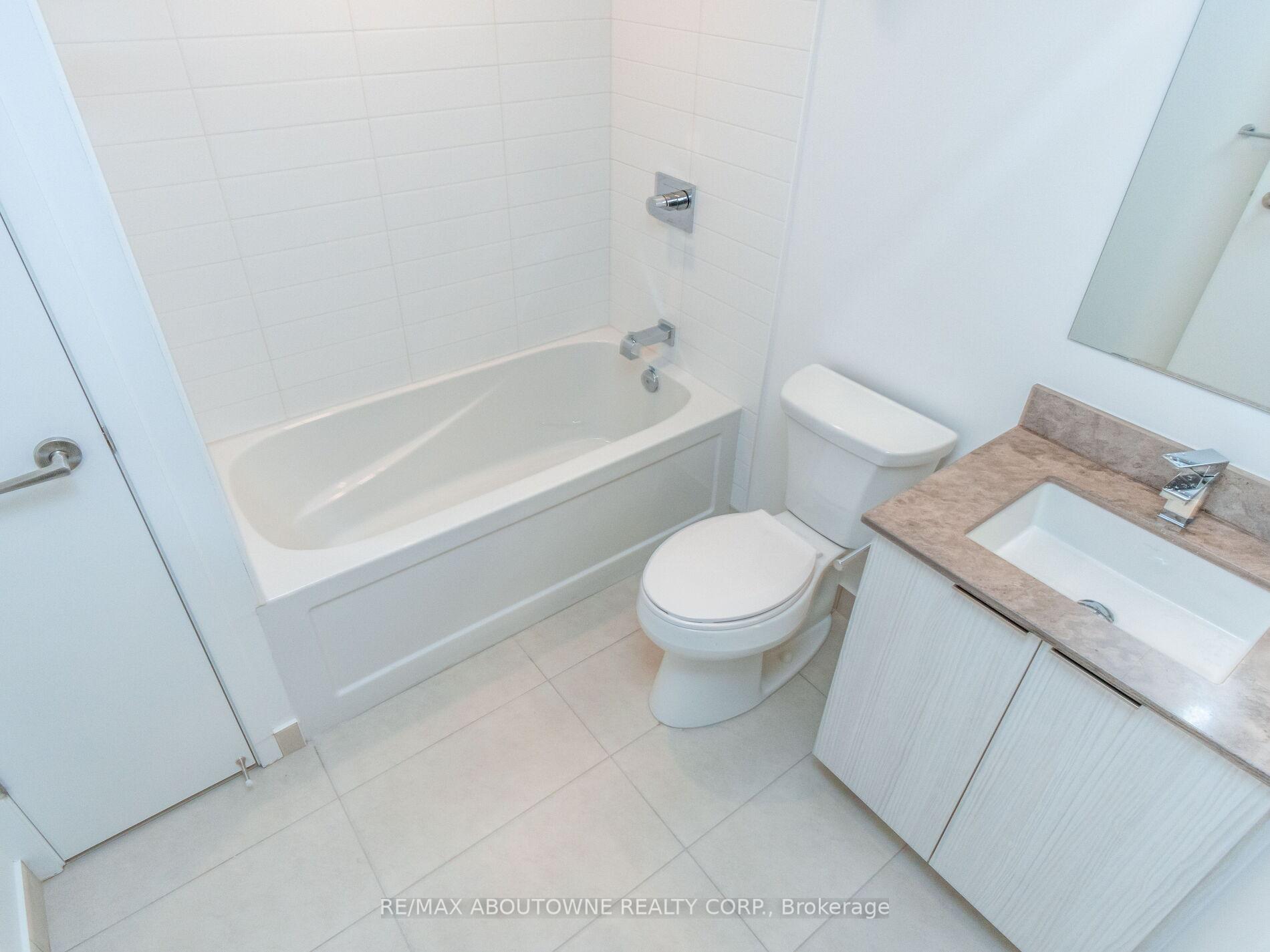 Photo 13 of Unit 3001, 501 Yonge Street, Toronto, Church-Yonge Corridor — HOMEH
