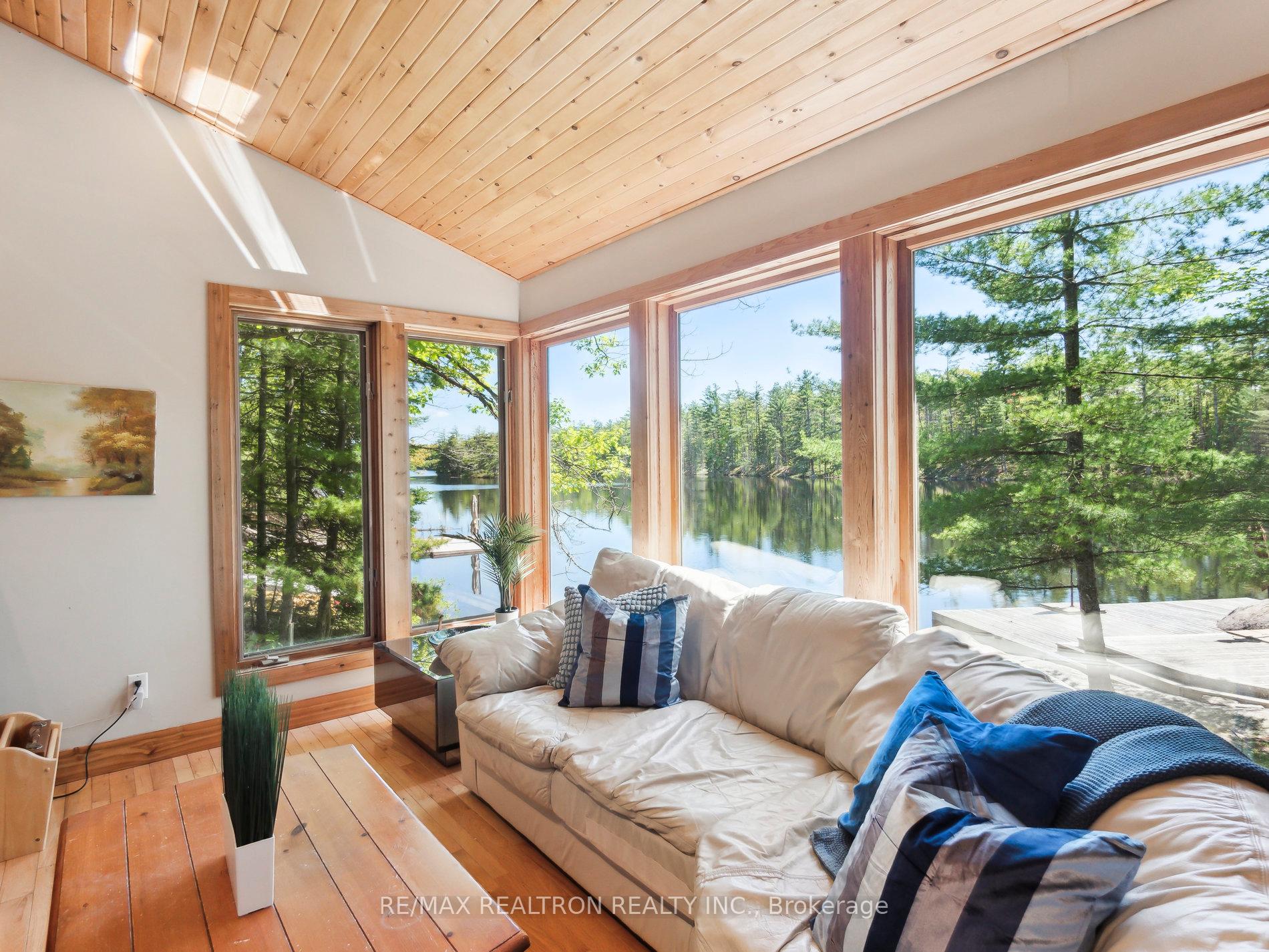 Photo 4 of 82 Pinetree Road, Gravenhurst, Wood (Gravenhurst) — HOMEH