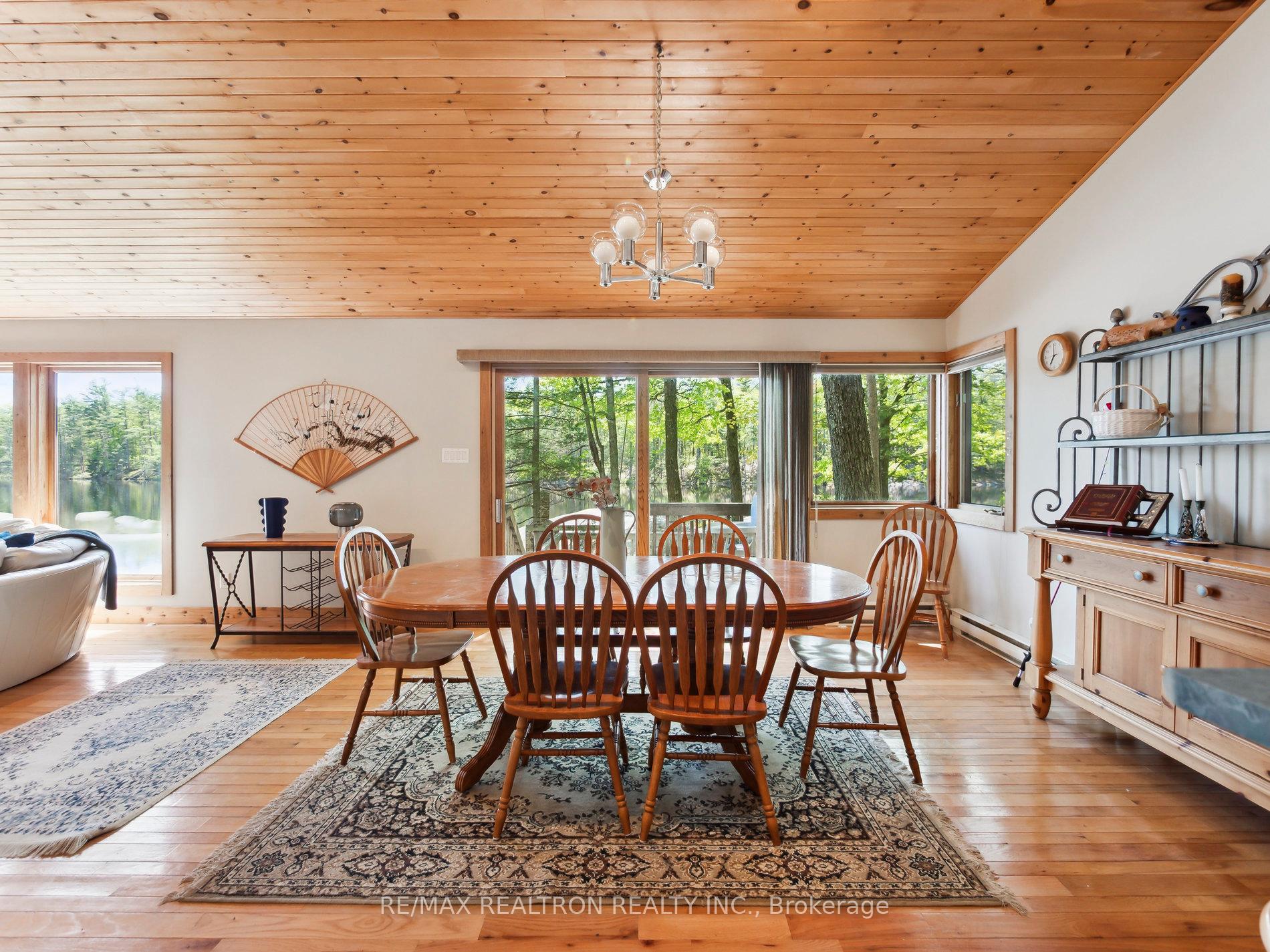 Photo 7 of 82 Pinetree Road, Gravenhurst, Wood (Gravenhurst) — HOMEH
