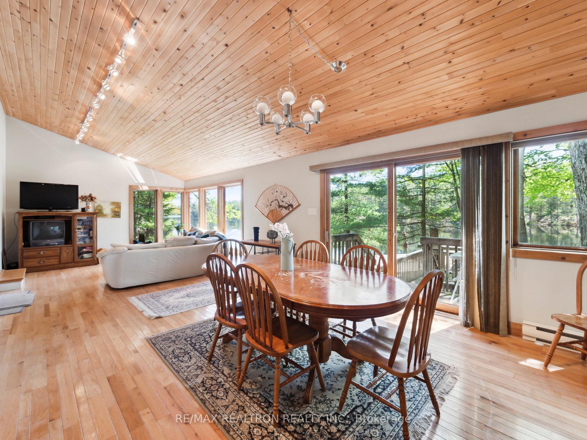 Photo 11 of 82 Pinetree Road, Gravenhurst, Wood (Gravenhurst) — HOMEH