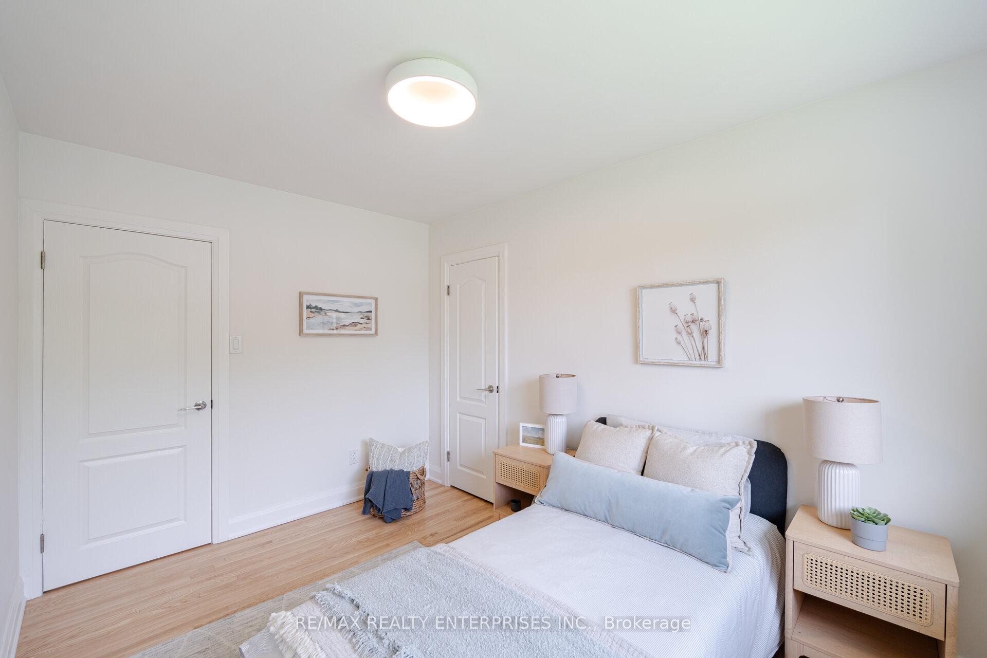 Photo 23 of 3 Savarin Street, Scarborough, Eglinton East — HOMEH