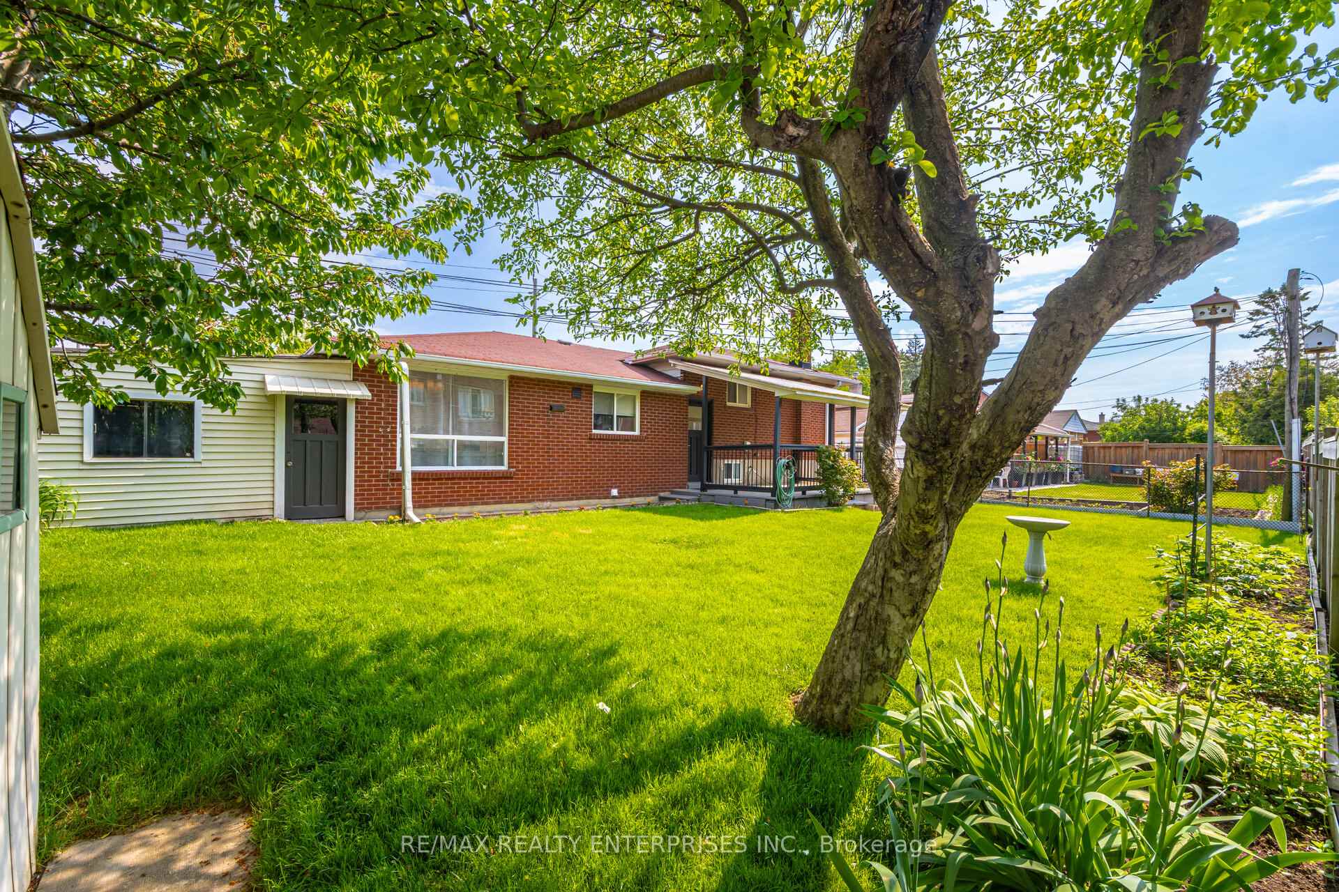 Photo 32 of 3 Savarin Street, Scarborough, Eglinton East — HOMEH