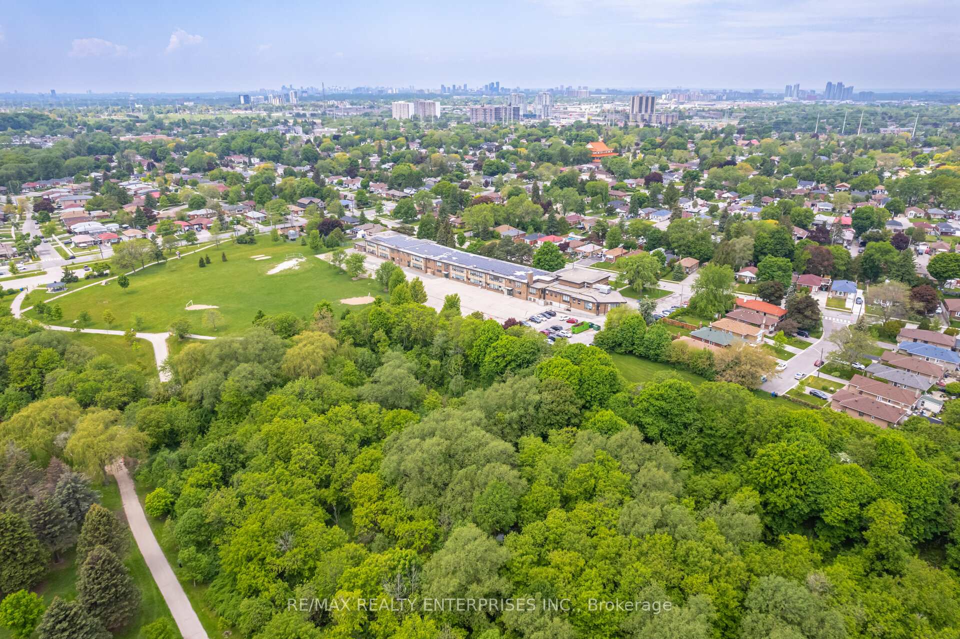 Photo 41 of 3 Savarin Street, Scarborough, Eglinton East — HOMEH