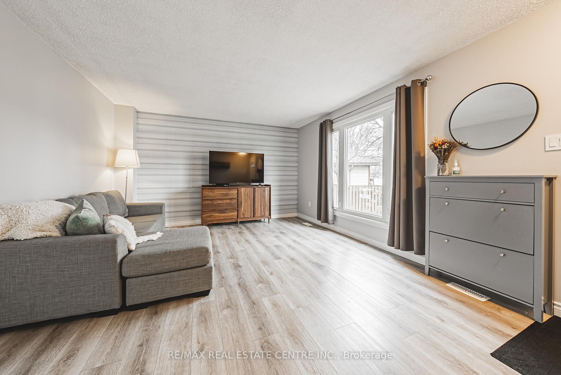 Photo 16 of 24 Graywood Road, Hamilton, Gourley — HOMEH