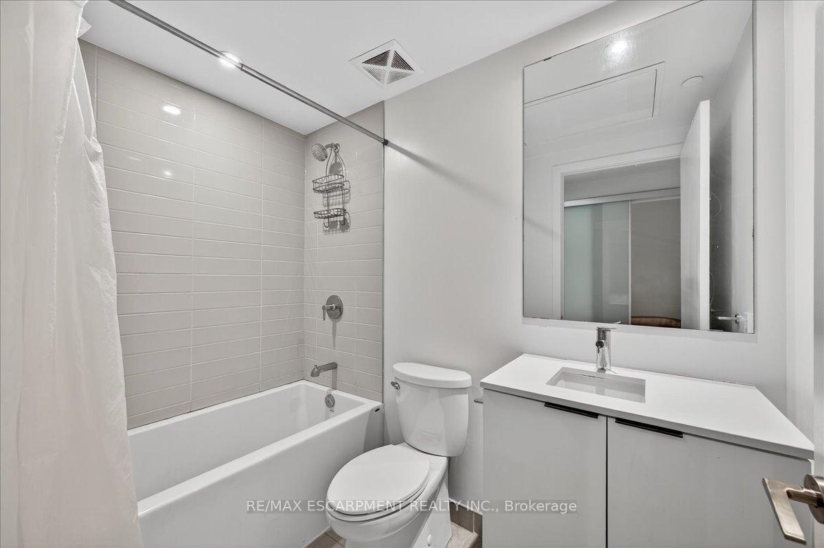 Photo 8 of Unit 829, 50 Power Street, Toronto, Moss Park — HOMEH