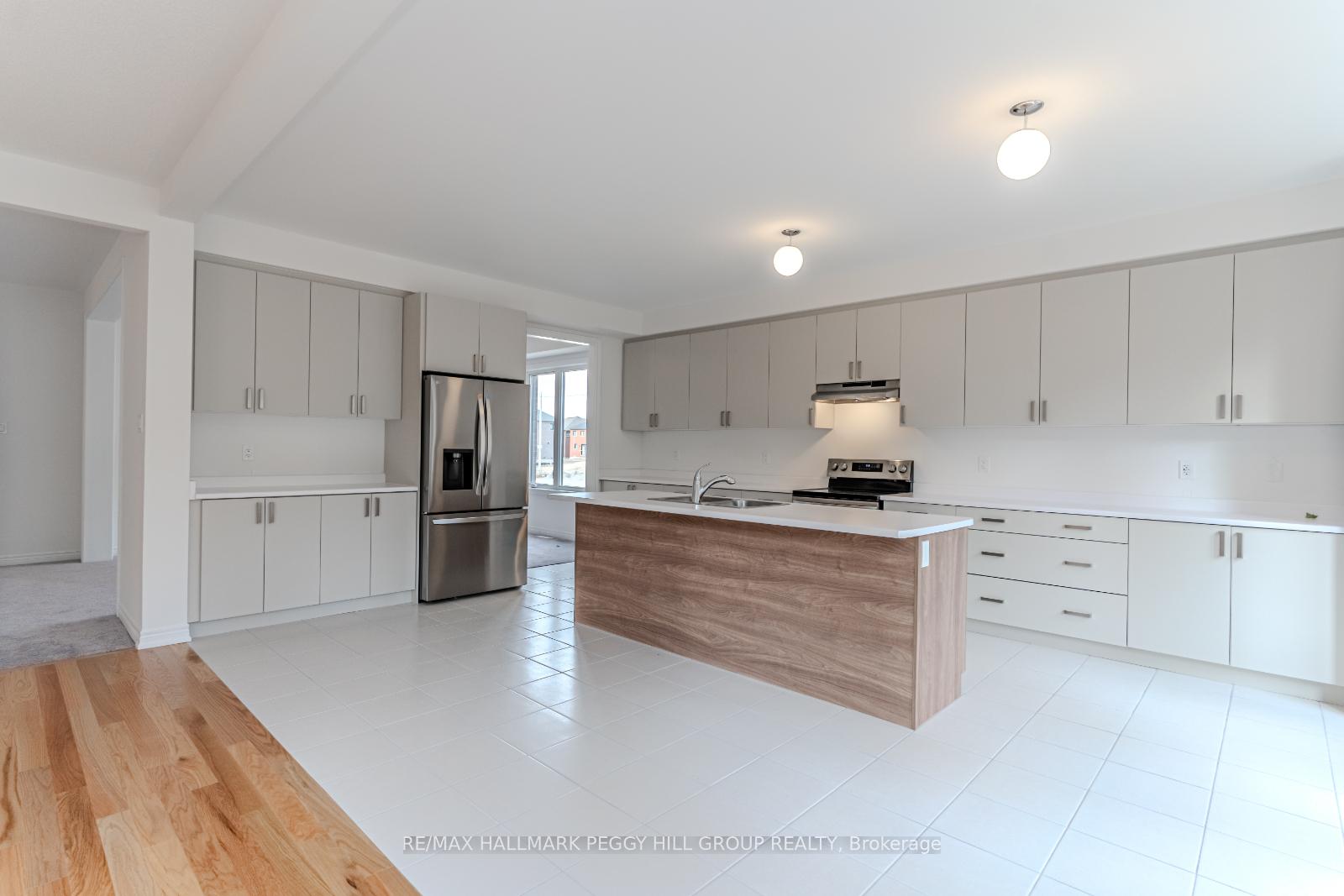 Photo 10 of 41 Wakefield Boulevard, Essa, Angus — HOMEH