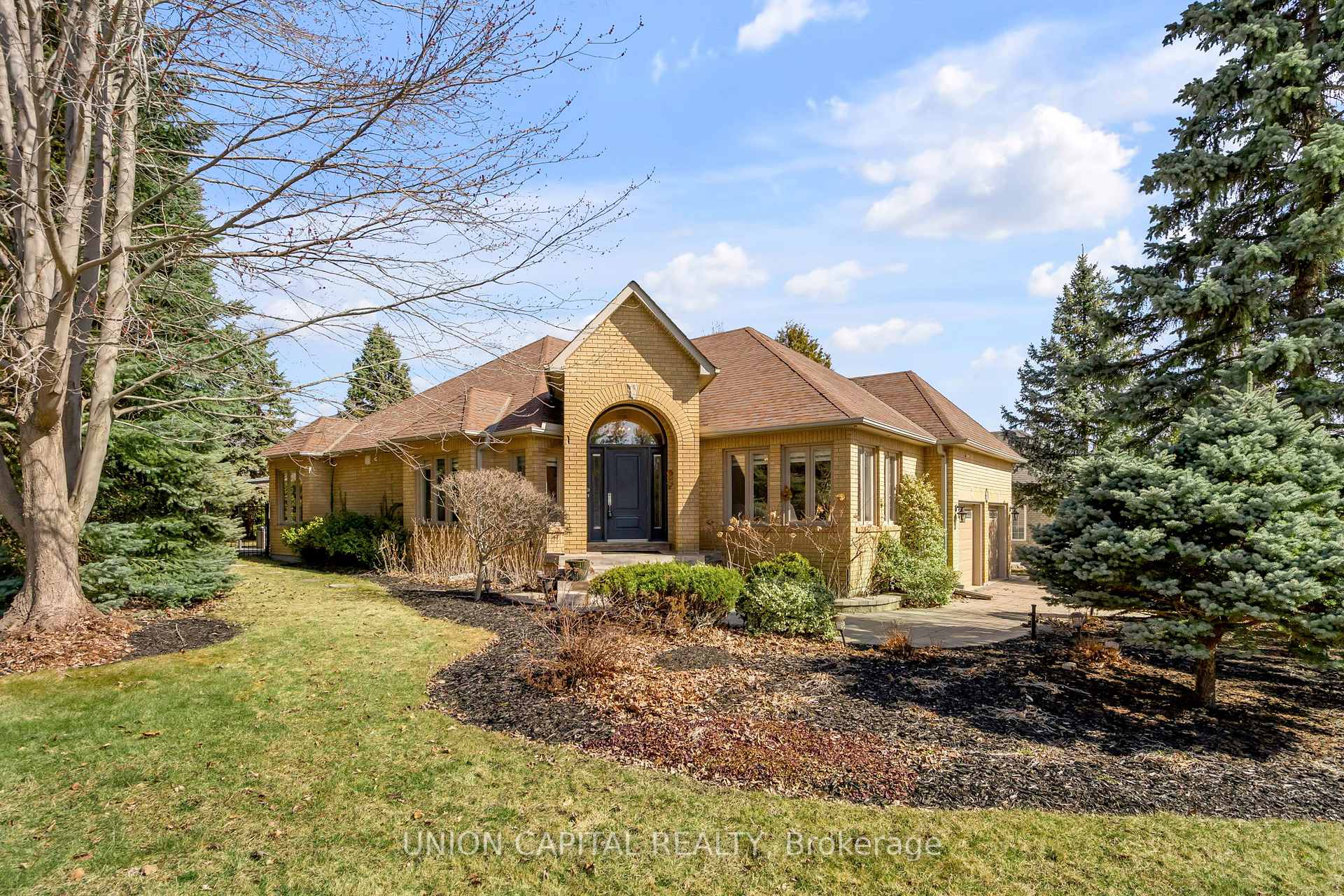 Front of 86 Roselawn Drive