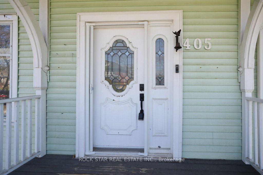Photo 8 of 405 Upper Wentworth Street, Hamilton, Inch Park — HOMEH
