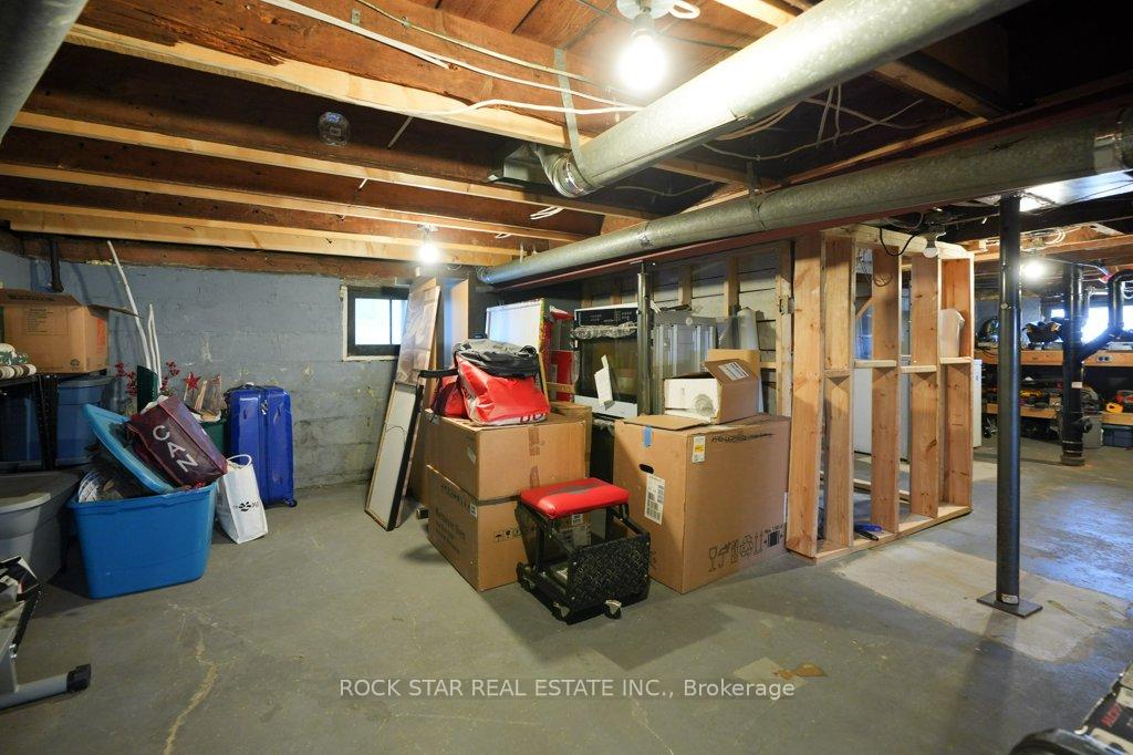 Photo 33 of 405 Upper Wentworth Street, Hamilton, Inch Park — HOMEH