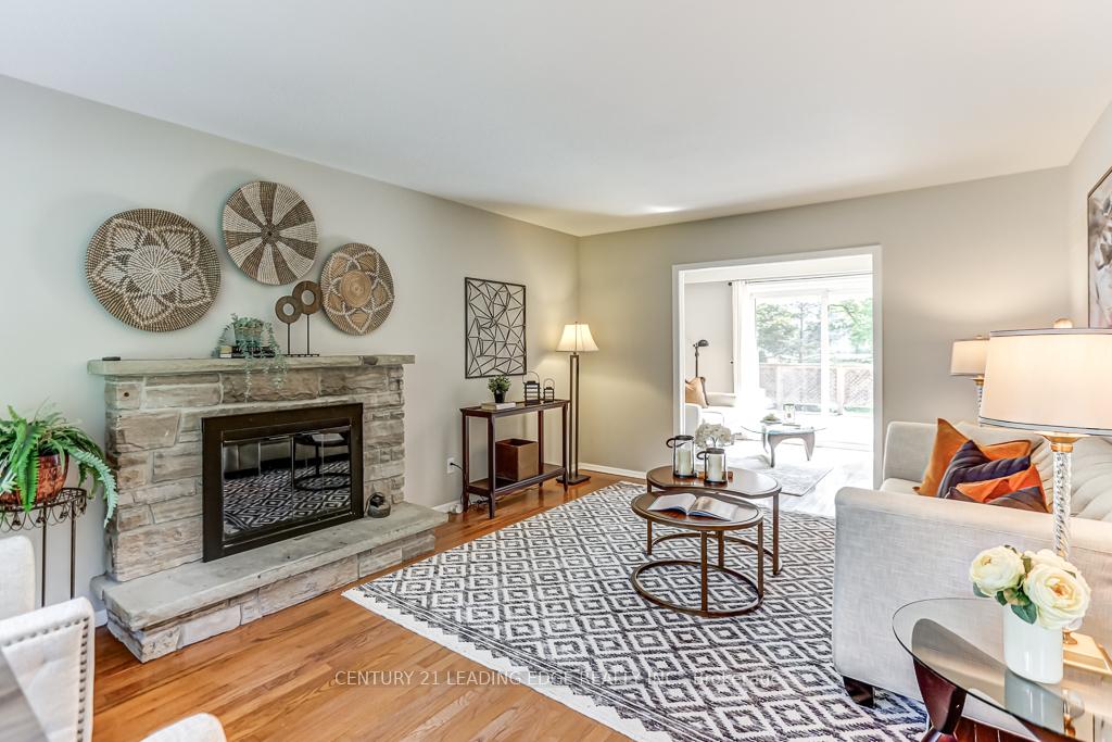 Photo 6 of 63 Drakefield Road, Markham, Bullock — HOMEH
