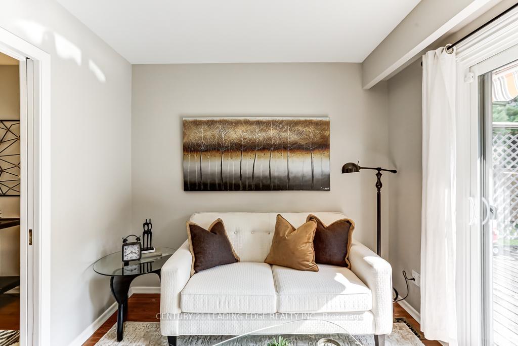Photo 14 of 63 Drakefield Road, Markham, Bullock — HOMEH