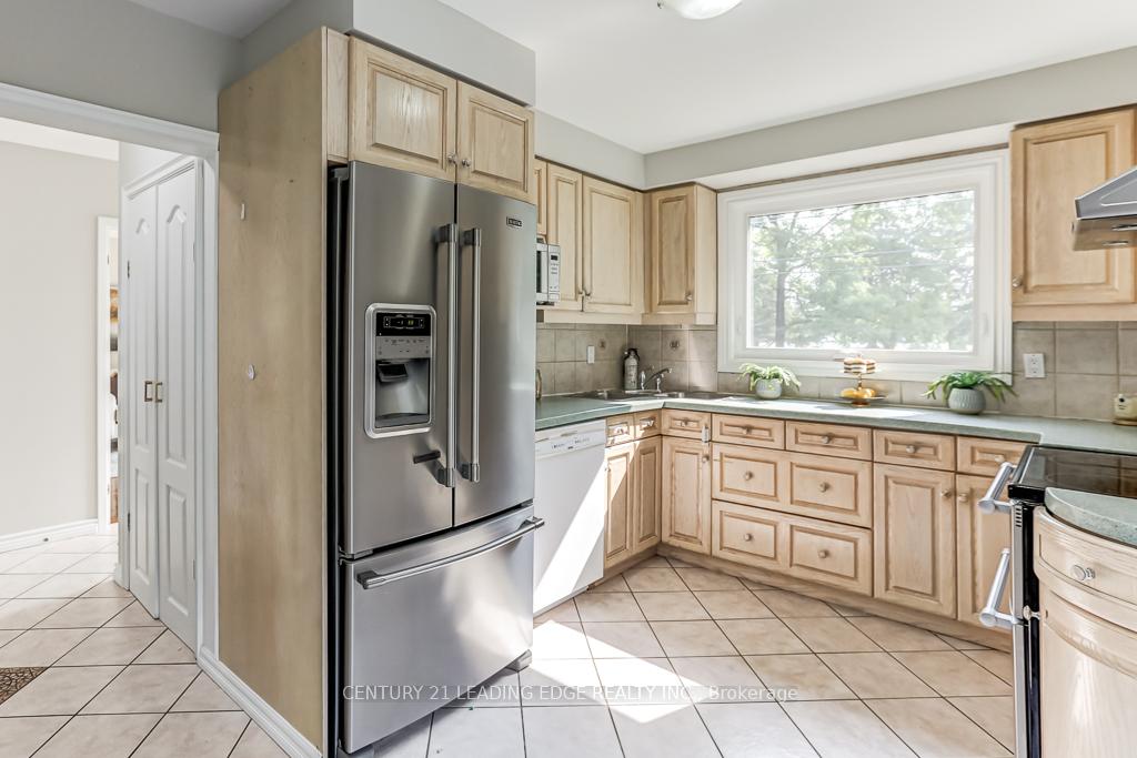 Photo 18 of 63 Drakefield Road, Markham, Bullock — HOMEH