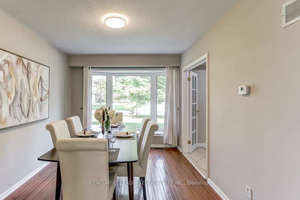 Photo 7 of 63 Drakefield Road, Markham, Bullock — HOMEH