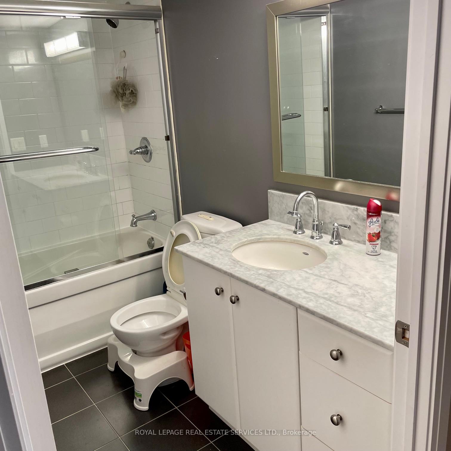 Photo 5 of Unit 1103, 2181 Yonge Street, Toronto, Mount Pleasant West — HOMEH