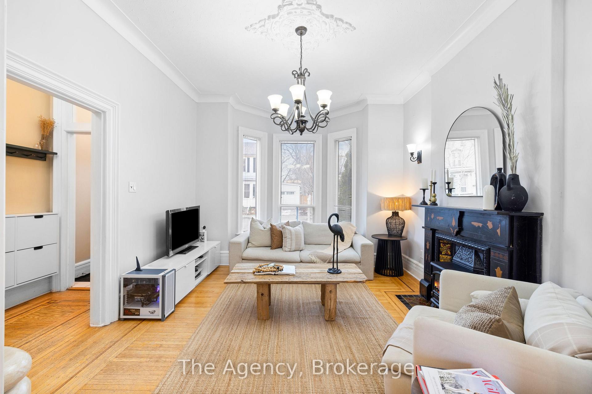 Photo 3 of 138 East Avenue N, Hamilton, Landsdale — HOMEH