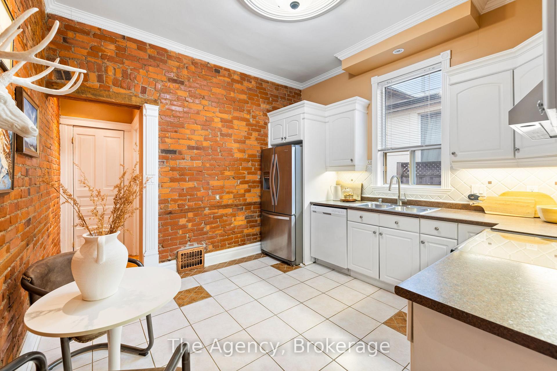 Photo 21 of 138 East Avenue N, Hamilton, Landsdale — HOMEH