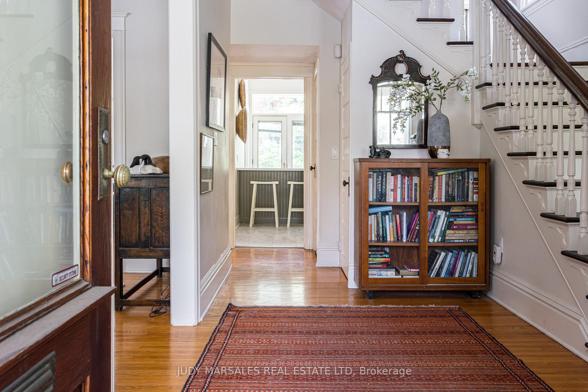Photo 3 of 18 Spruceside Avenue, Hamilton, Kirkendall — HOMEH