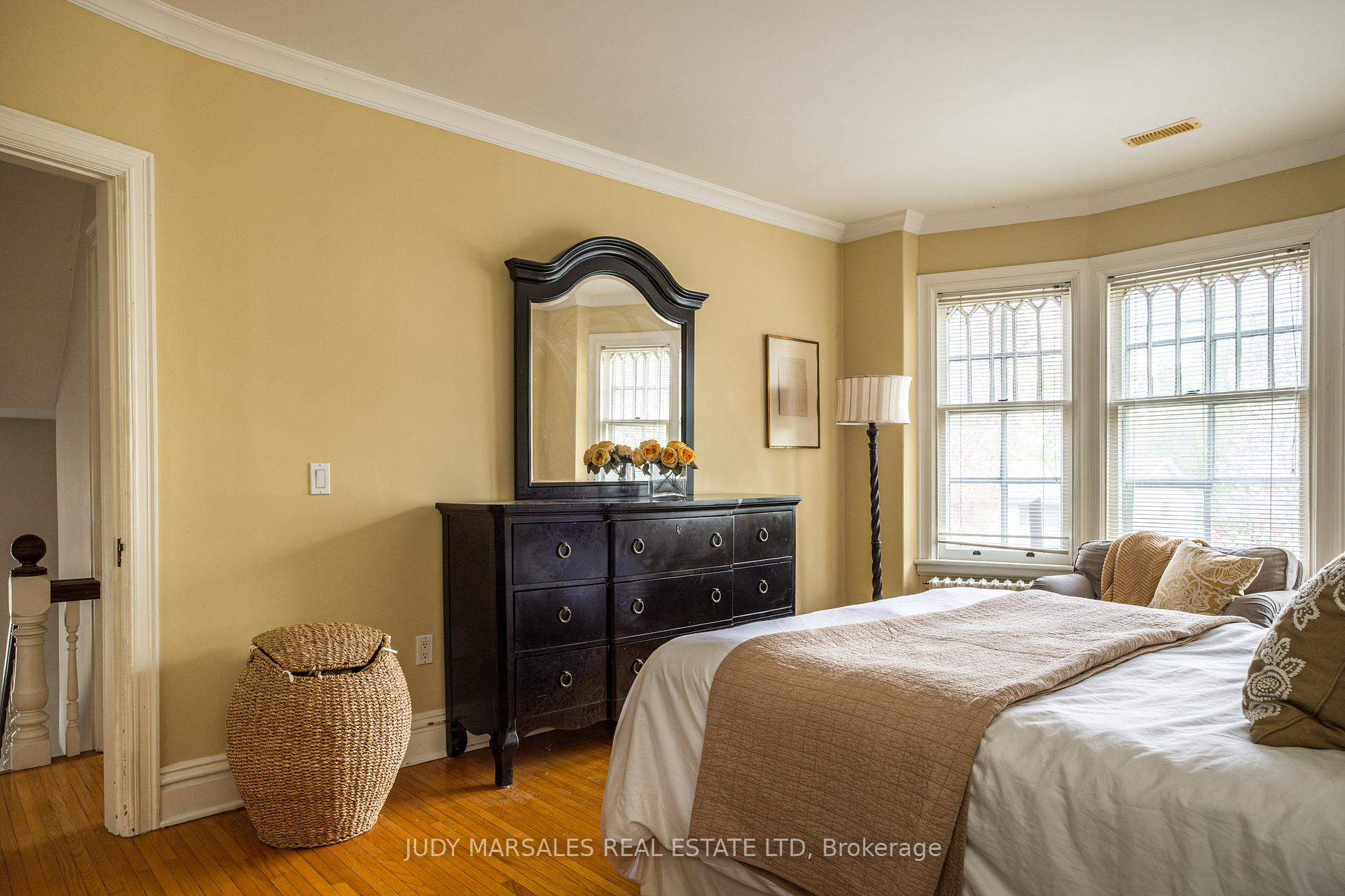 Photo 21 of 18 Spruceside Avenue, Hamilton, Kirkendall — HOMEH