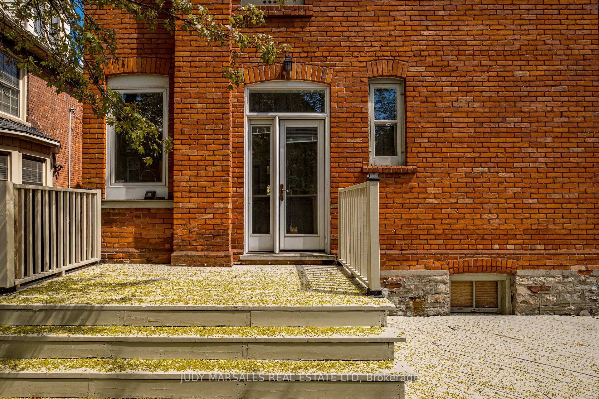 Photo 34 of 18 Spruceside Avenue, Hamilton, Kirkendall — HOMEH