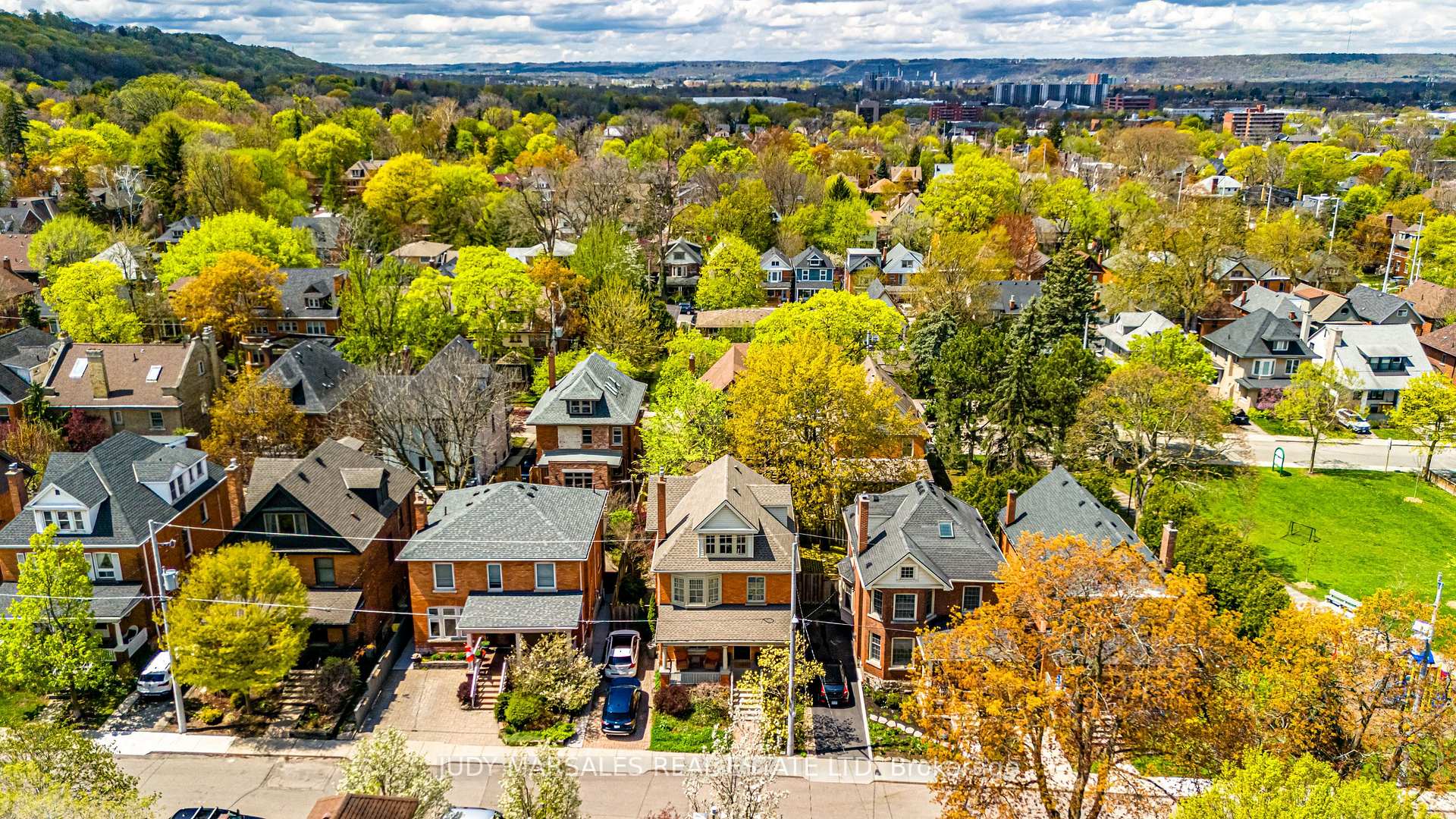 Photo 40 of 18 Spruceside Avenue, Hamilton, Kirkendall — HOMEH