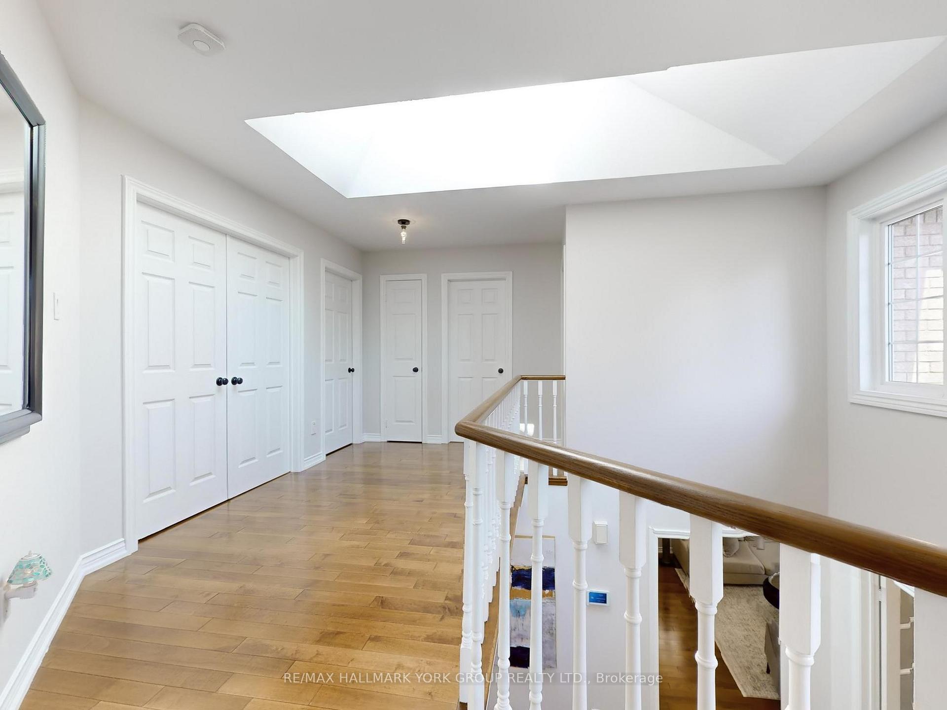 Photo 16 of 94 McGee Crescent, Aurora, Aurora Highlands — HOMEH