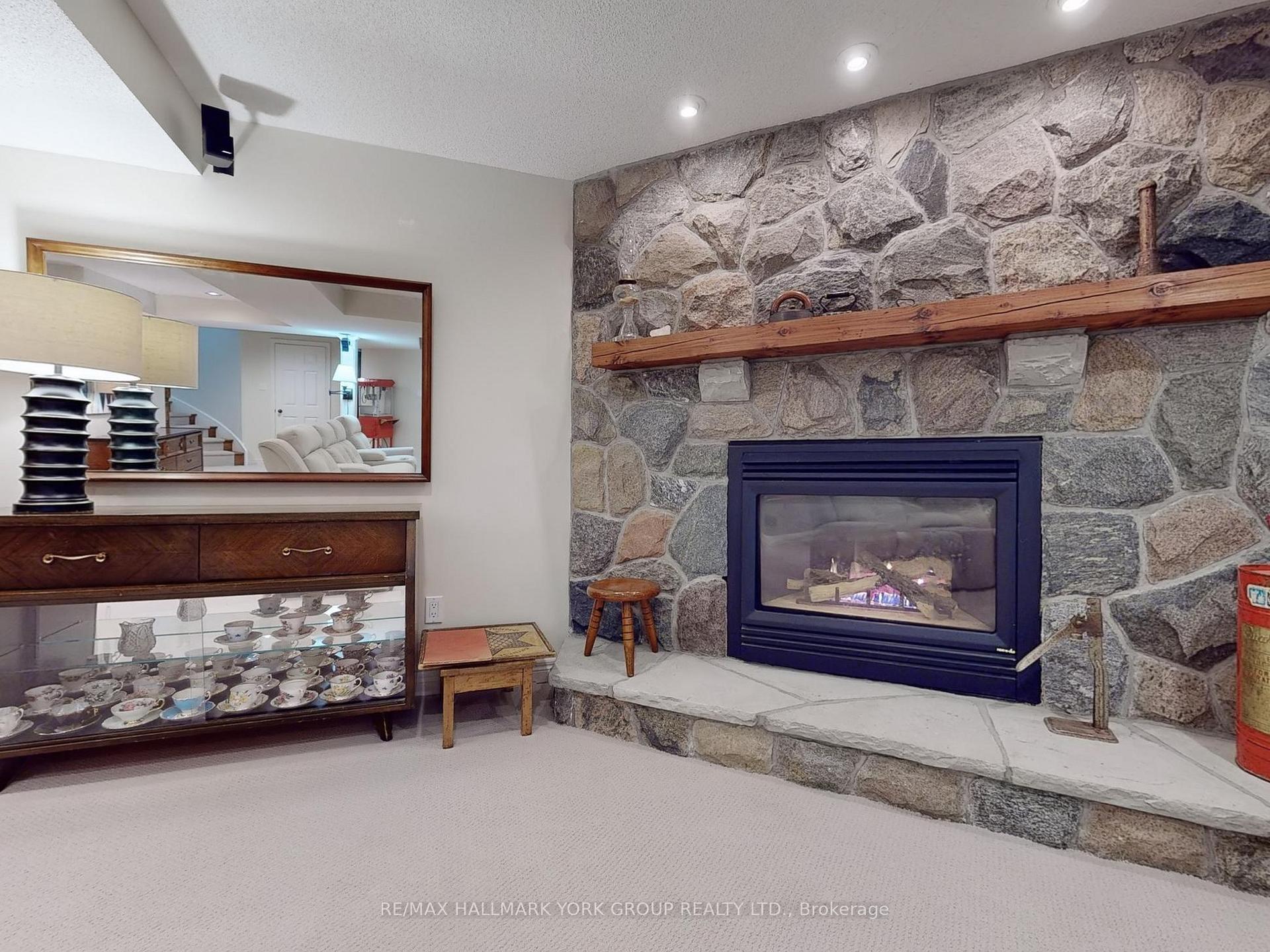 Photo 37 of 94 McGee Crescent, Aurora, Aurora Highlands — HOMEH
