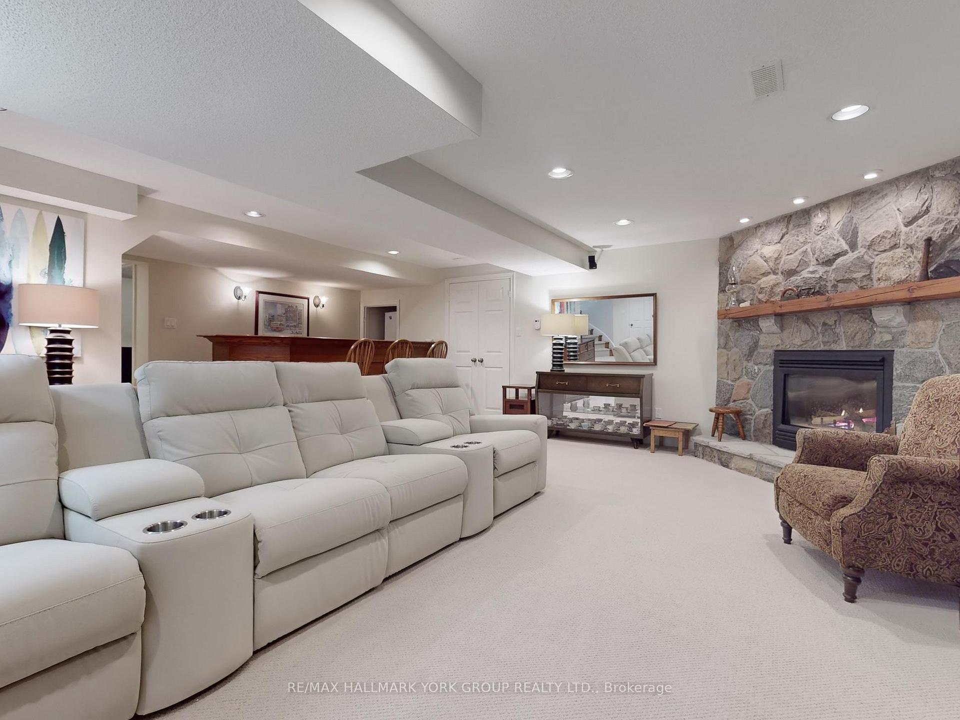 Photo 33 of 94 McGee Crescent, Aurora, Aurora Highlands — HOMEH