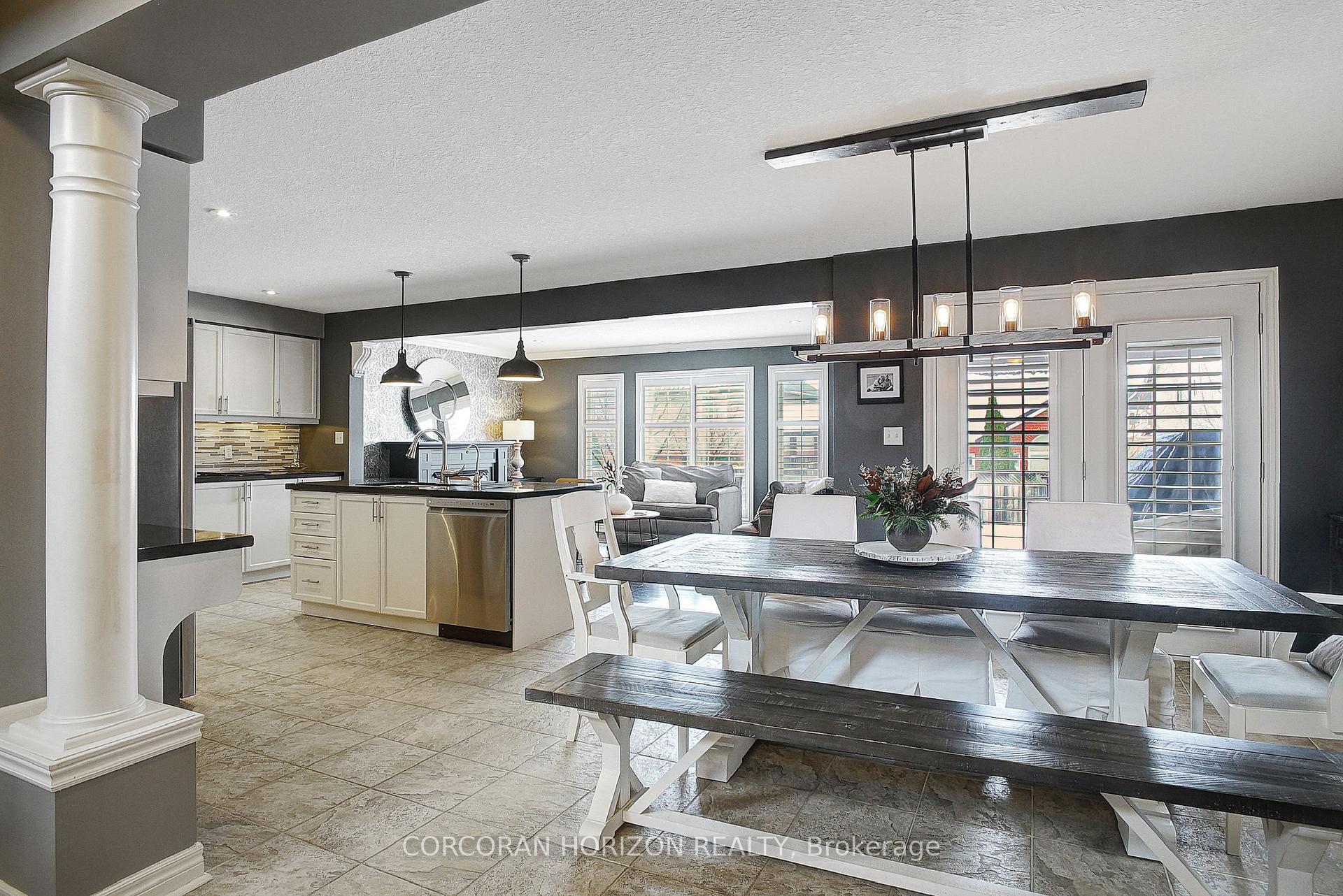 Photo 12 of 66 Pebblecreek Drive, Kitchener — HOMEH