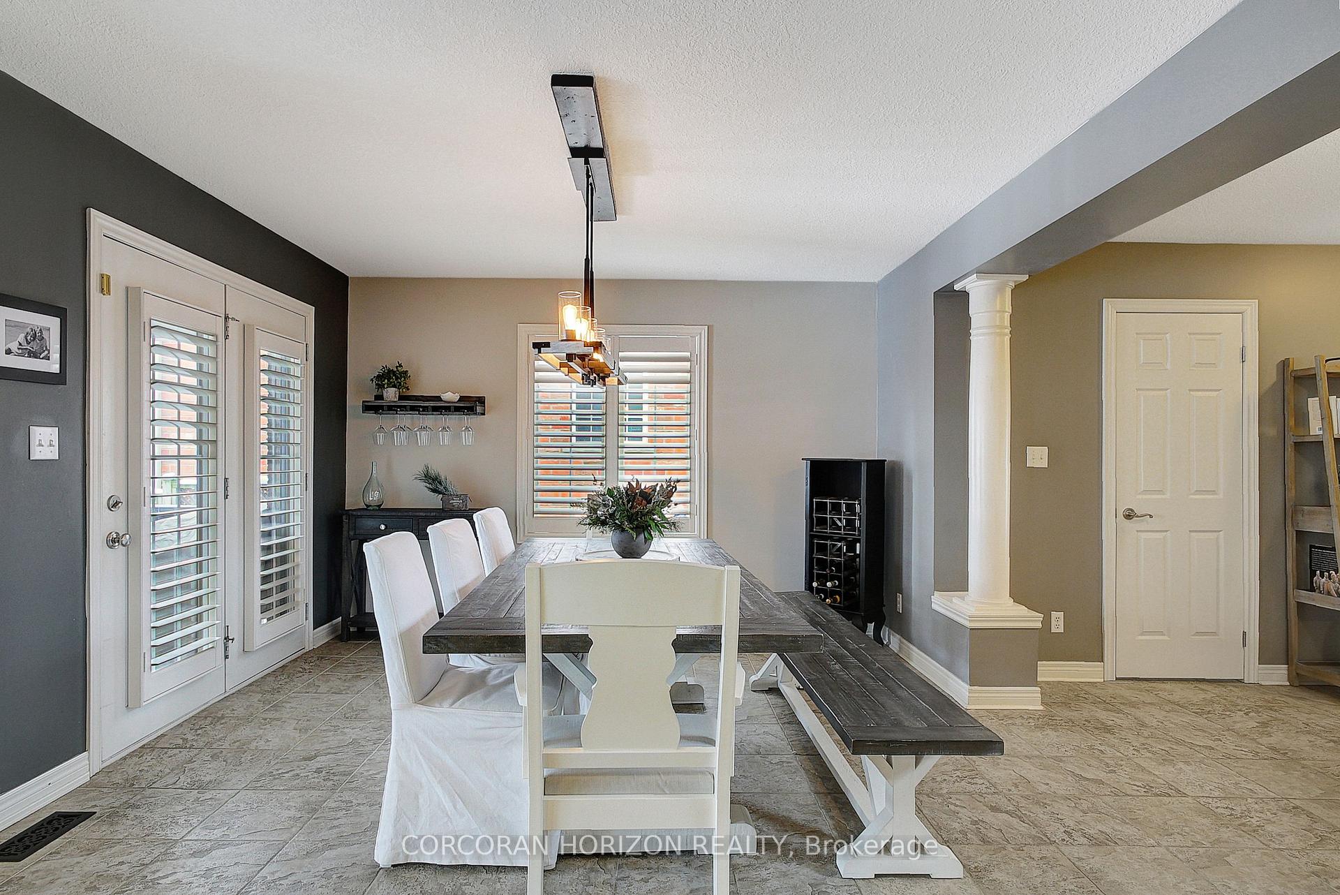 Photo 4 of 66 Pebblecreek Drive, Kitchener — HOMEH