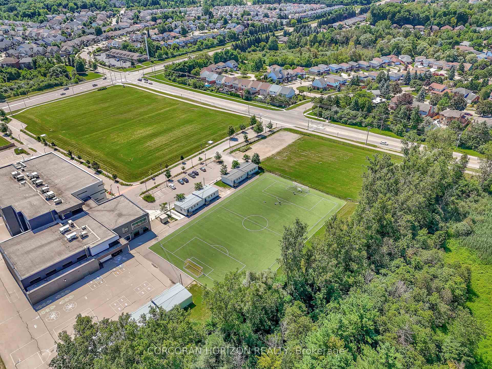 Photo 41 of 66 Pebblecreek Drive, Kitchener — HOMEH