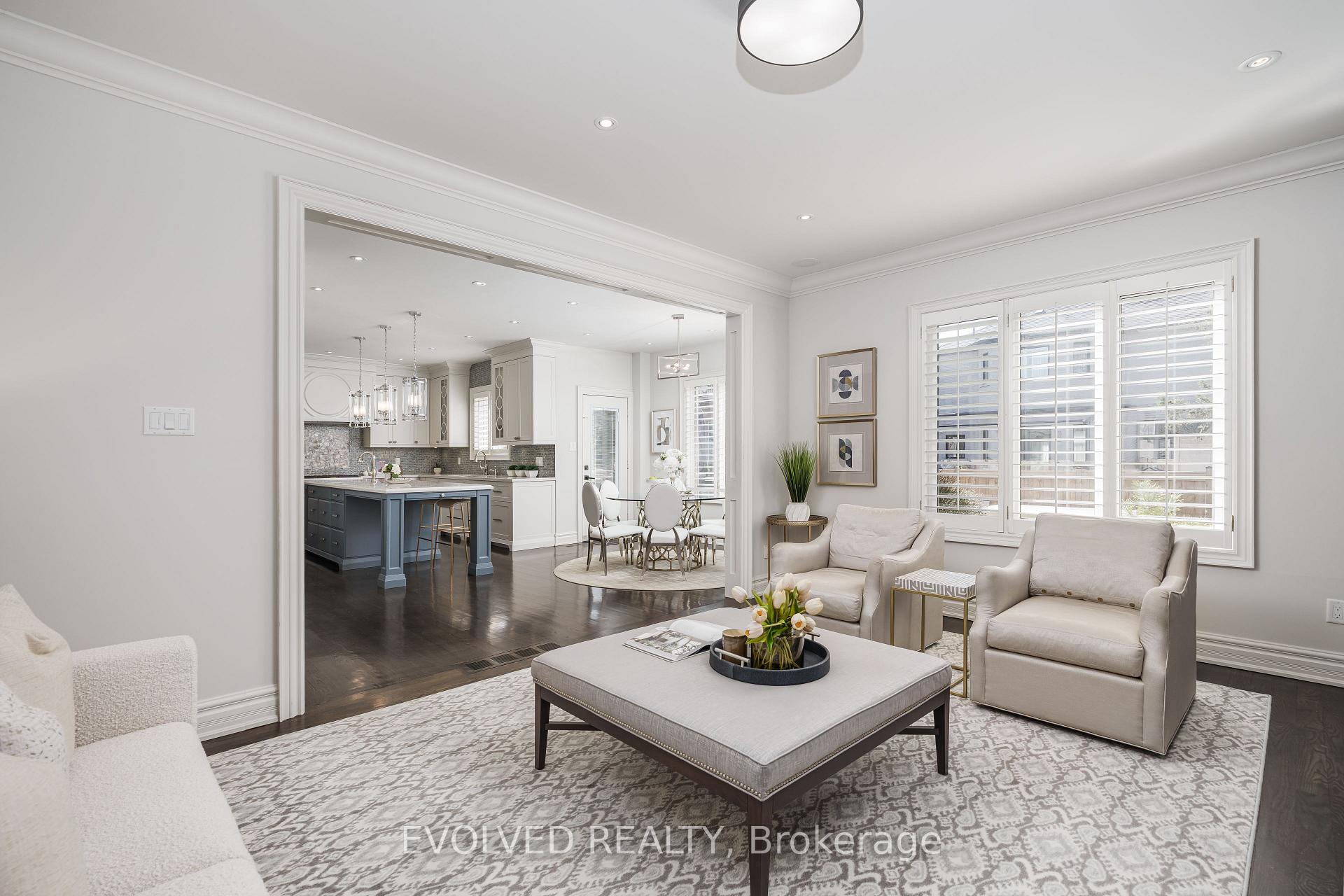 Photo 14 of 53 Forest Lane Drive, Vaughan, Beverley Glen — HOMEH
