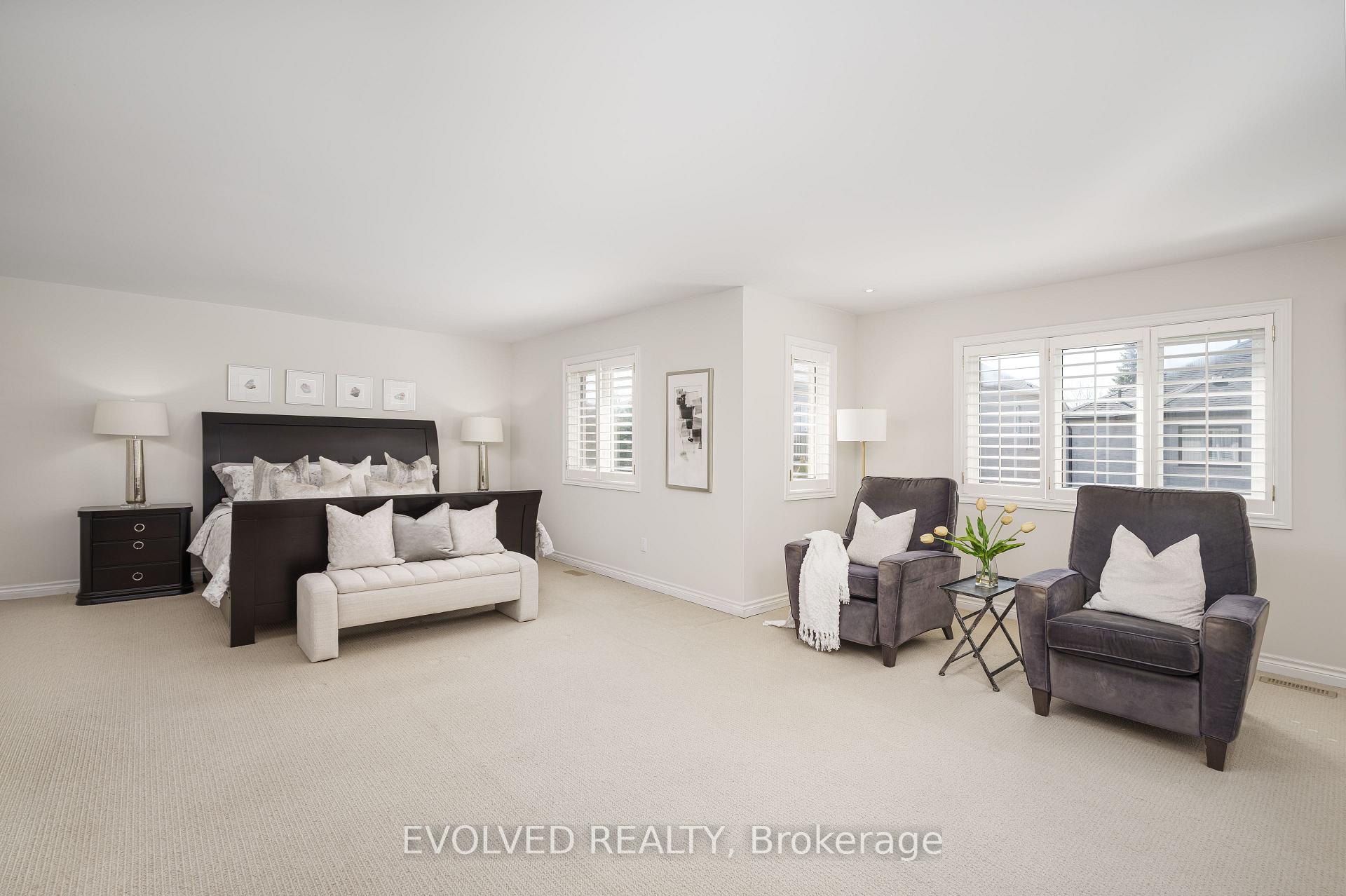 Photo 13 of 53 Forest Lane Drive, Vaughan, Beverley Glen — HOMEH