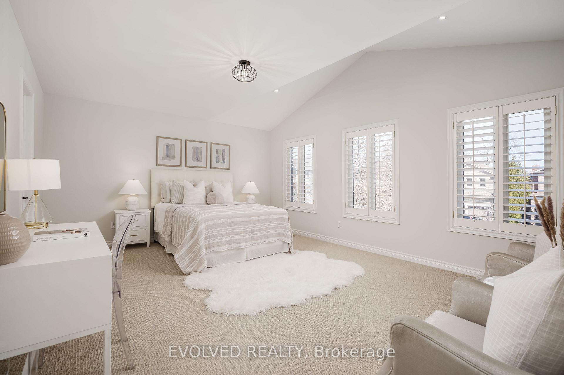 Photo 27 of 53 Forest Lane Drive, Vaughan, Beverley Glen — HOMEH