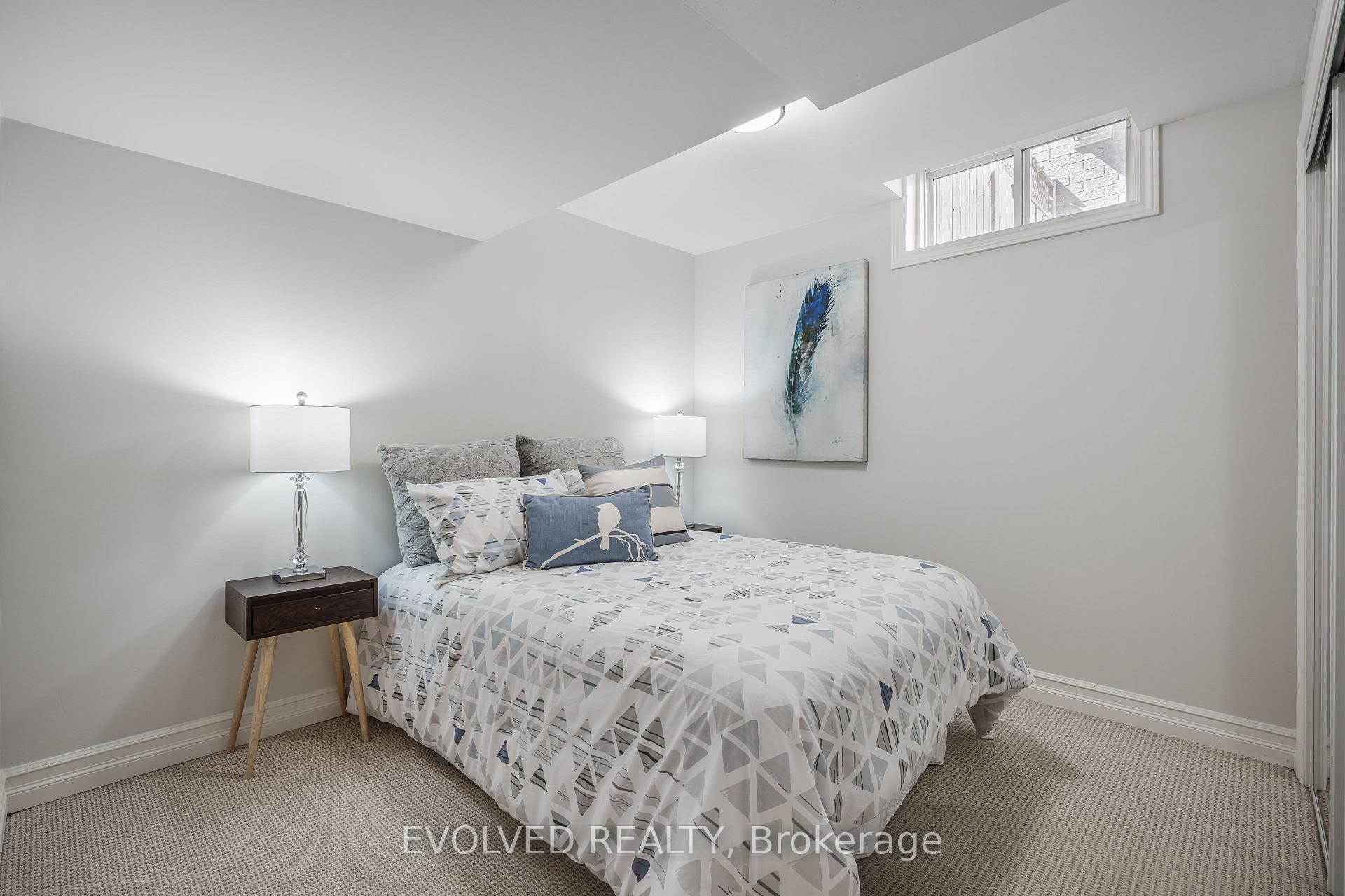 Photo 29 of 53 Forest Lane Drive, Vaughan, Beverley Glen — HOMEH