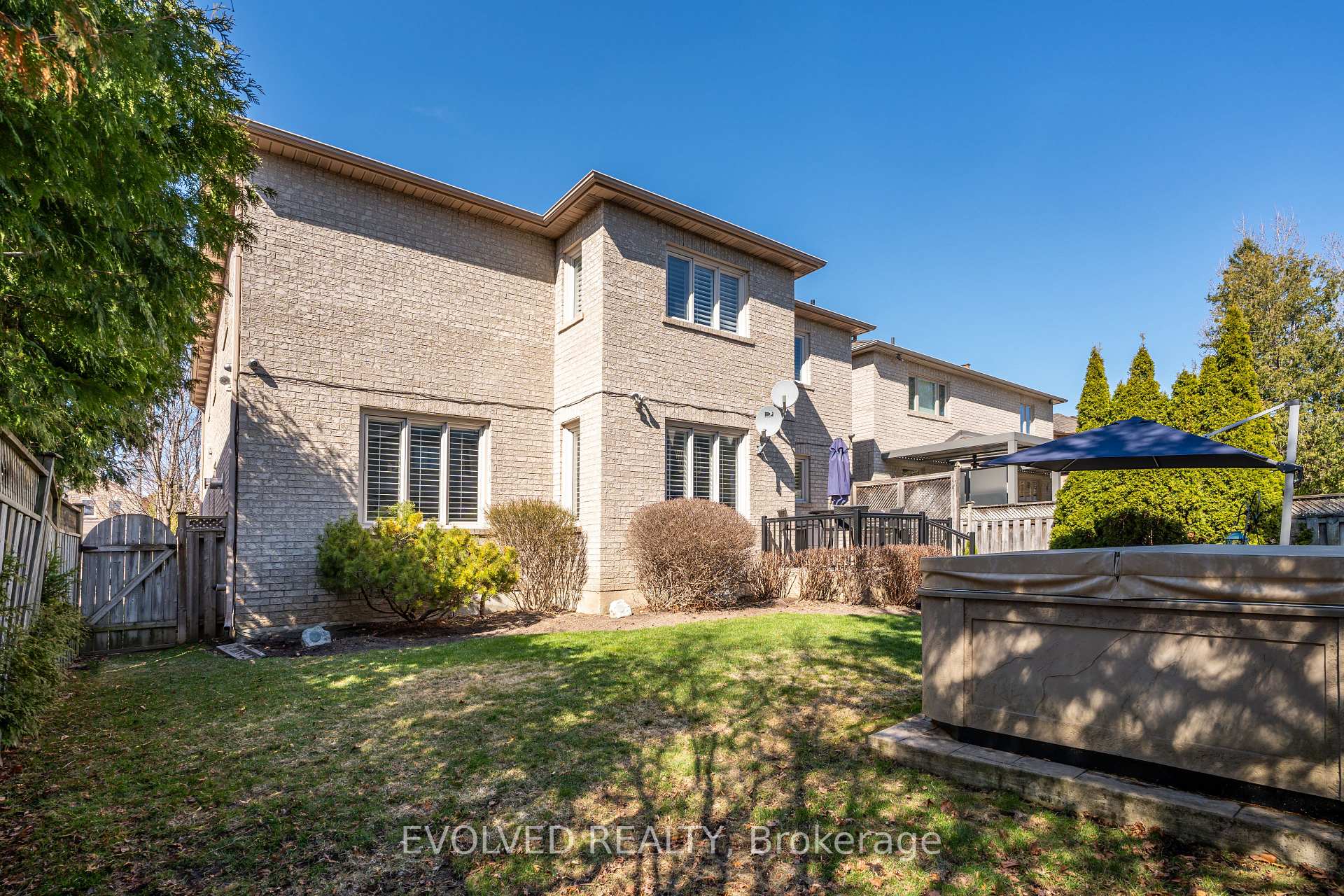 Photo 35 of 53 Forest Lane Drive, Vaughan, Beverley Glen — HOMEH