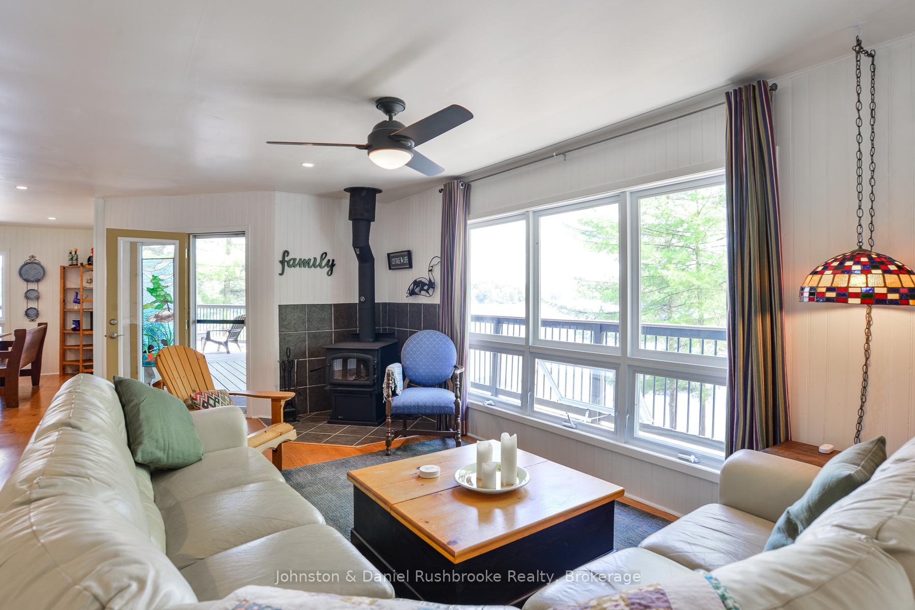 Photo 4 of 3 Island 2ML, Gravenhurst, Wood (Gravenhurst) — HOMEH