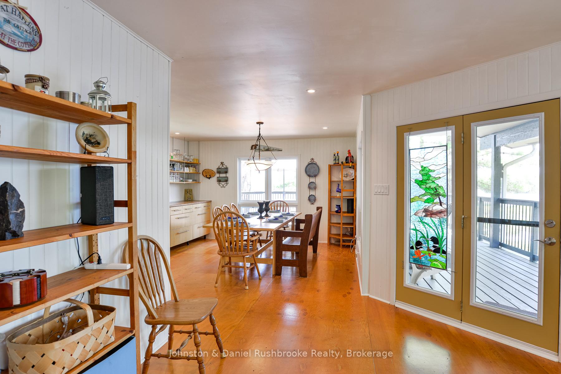 Photo 2 of 3 Island 2ML, Gravenhurst, Wood (Gravenhurst) — HOMEH
