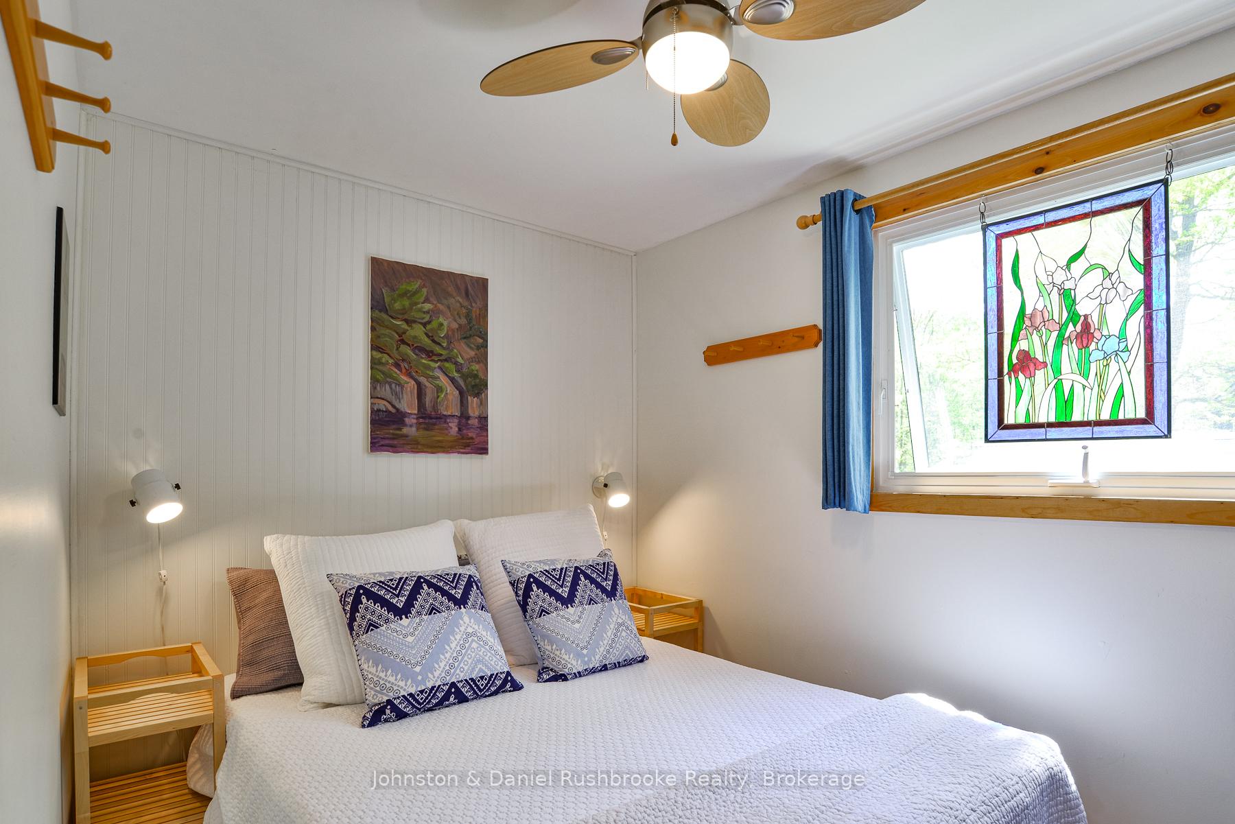 Photo 17 of 3 Island 2ML, Gravenhurst, Wood (Gravenhurst) — HOMEH