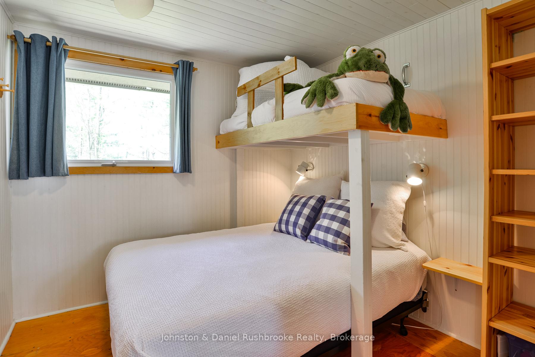 Photo 23 of 3 Island 2ML, Gravenhurst, Wood (Gravenhurst) — HOMEH