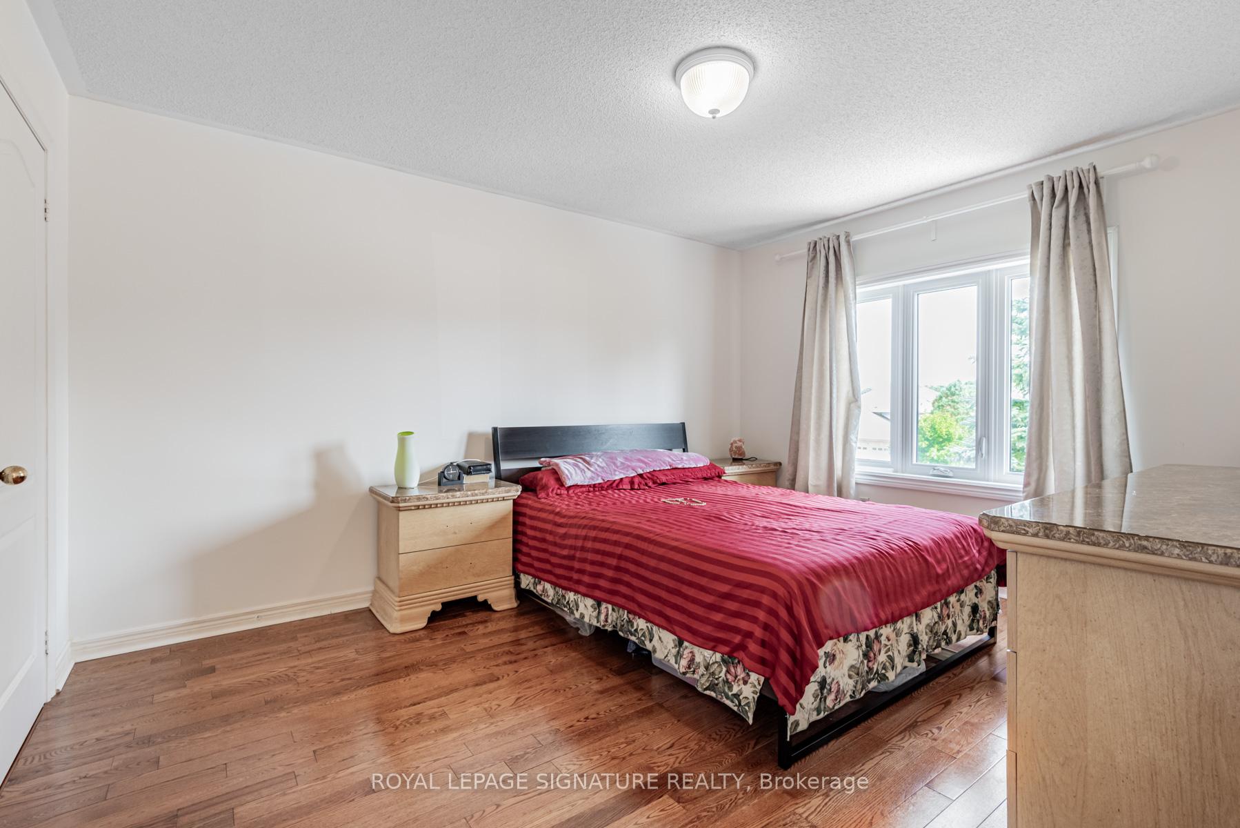 Photo 18 of 6 Boxwood Crescent, Markham, Rouge Fairways — HOMEH