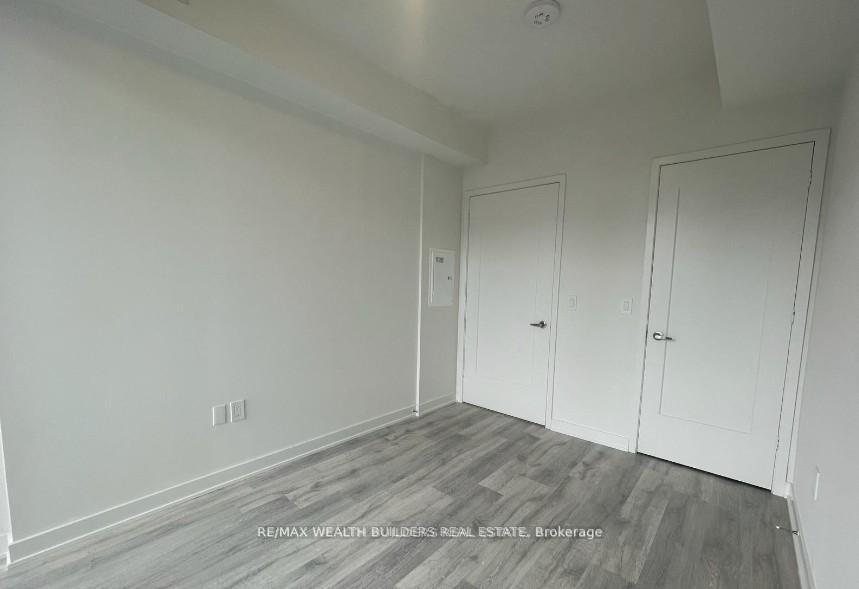 Photo 3 of Unit 813, 60 Princess Street, Toronto, Waterfront Communities — HOMEH