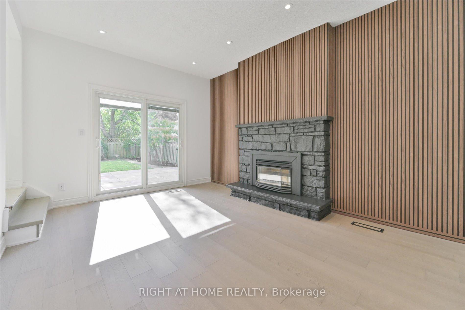 Photo 7 of 196 Romfield Circuit, Markham, Royal Orchard — HOMEH