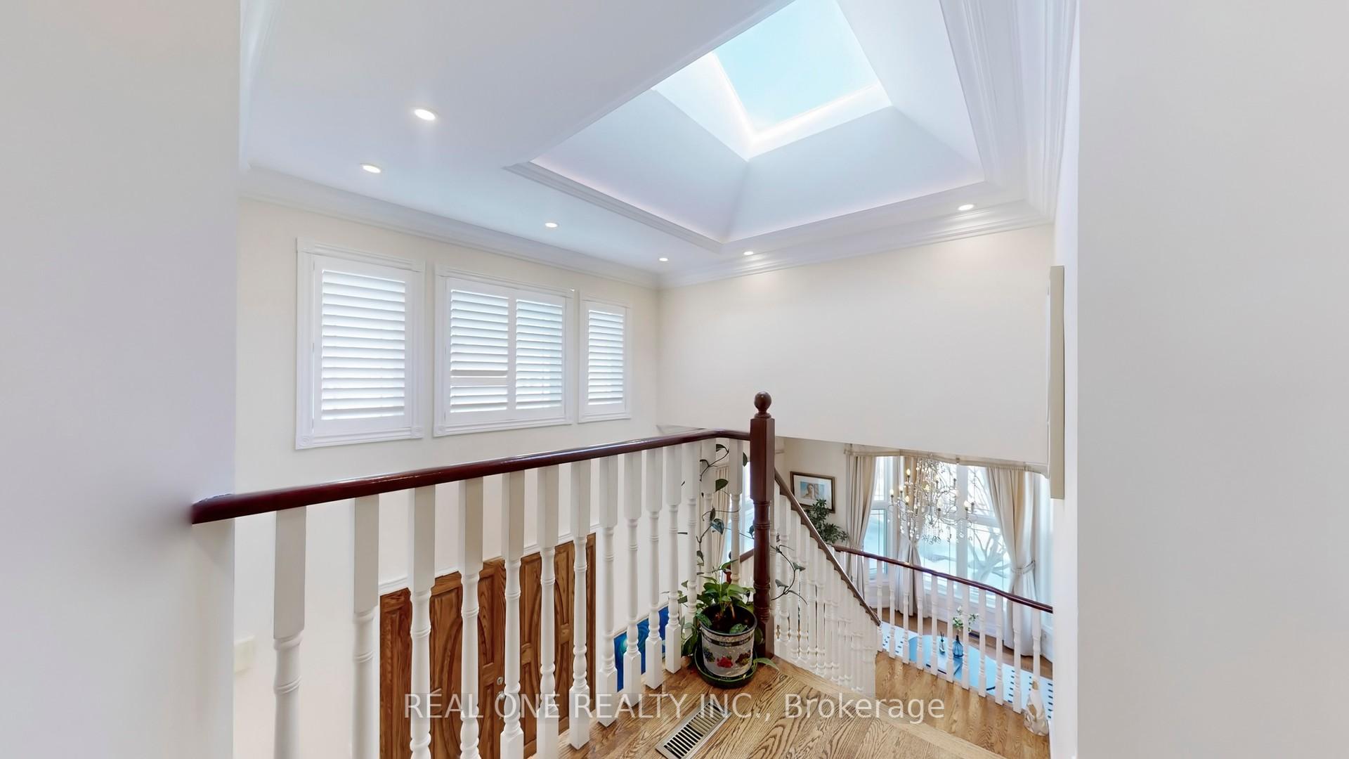 Photo 21 of 27 Willow Heights Boulevard, Markham, Cachet — HOMEH