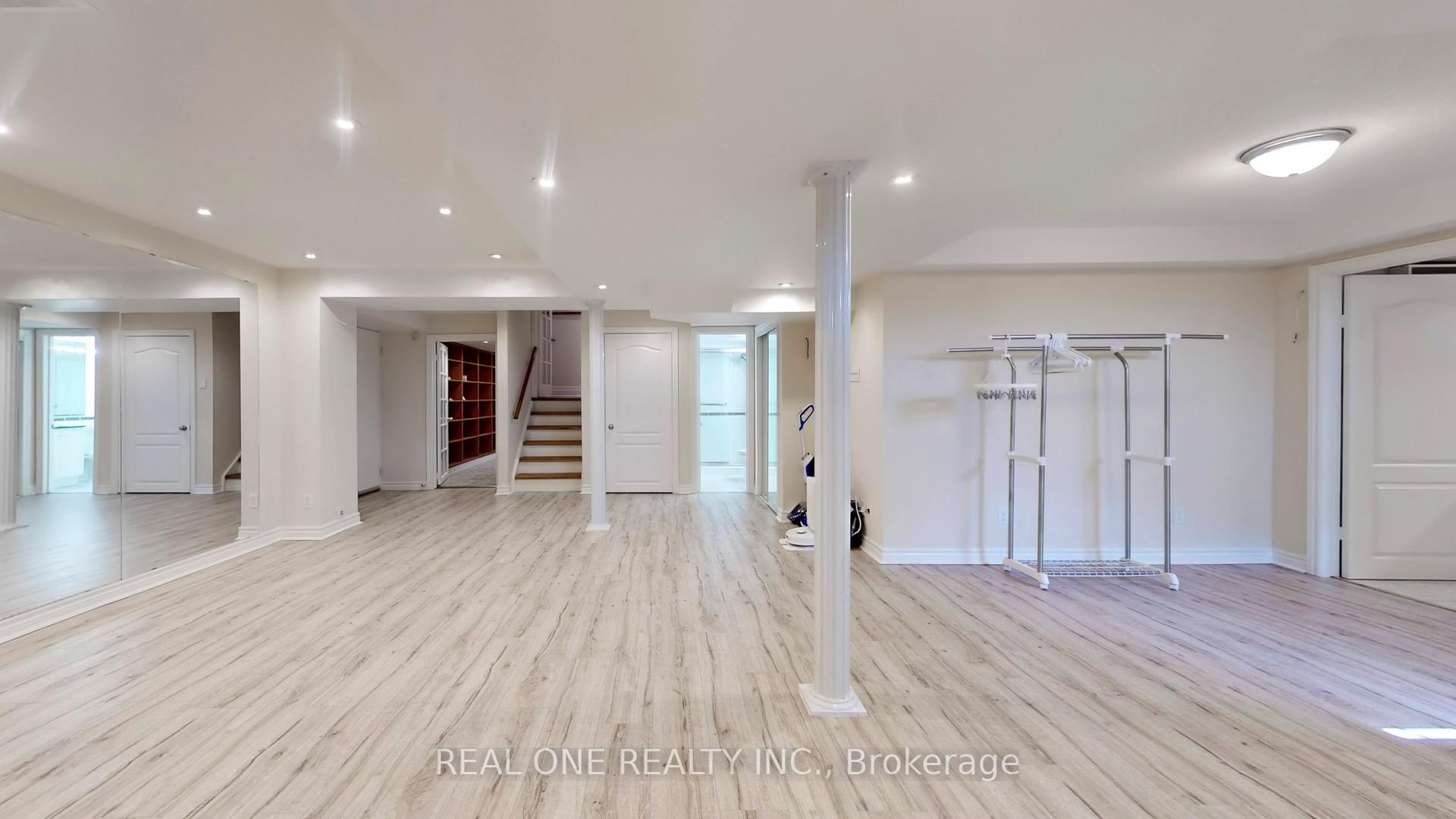 Photo 25 of 27 Willow Heights Boulevard, Markham, Cachet — HOMEH