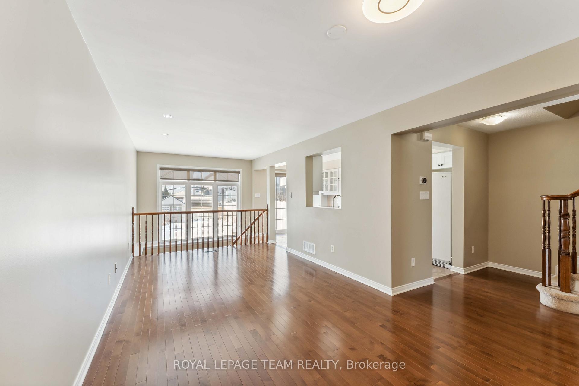 Photo 8 of 151 Cedardown Private, Ottawa, Barrhaven - Stonebridge — HOMEH