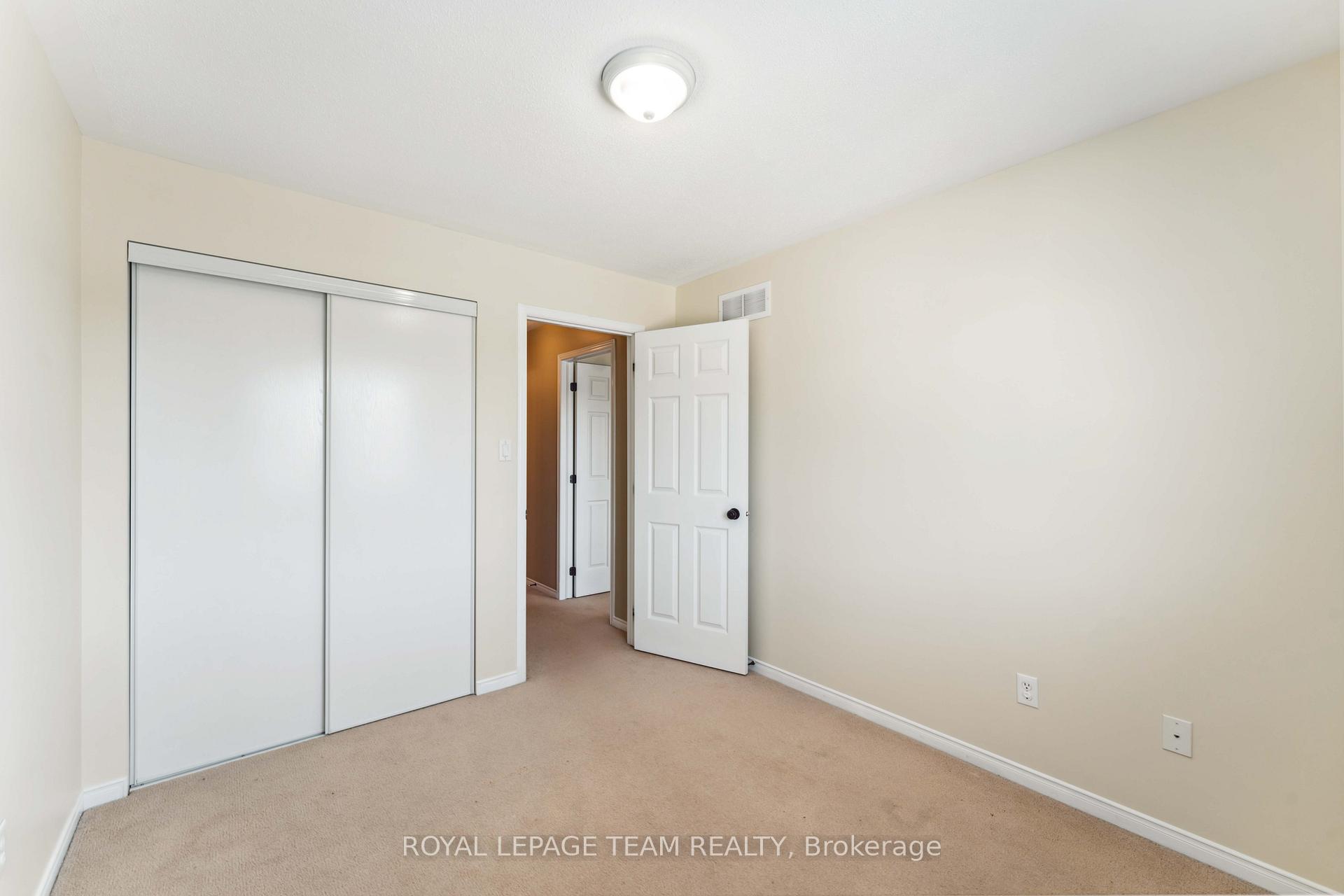 Photo 20 of 151 Cedardown Private, Ottawa, Barrhaven - Stonebridge — HOMEH