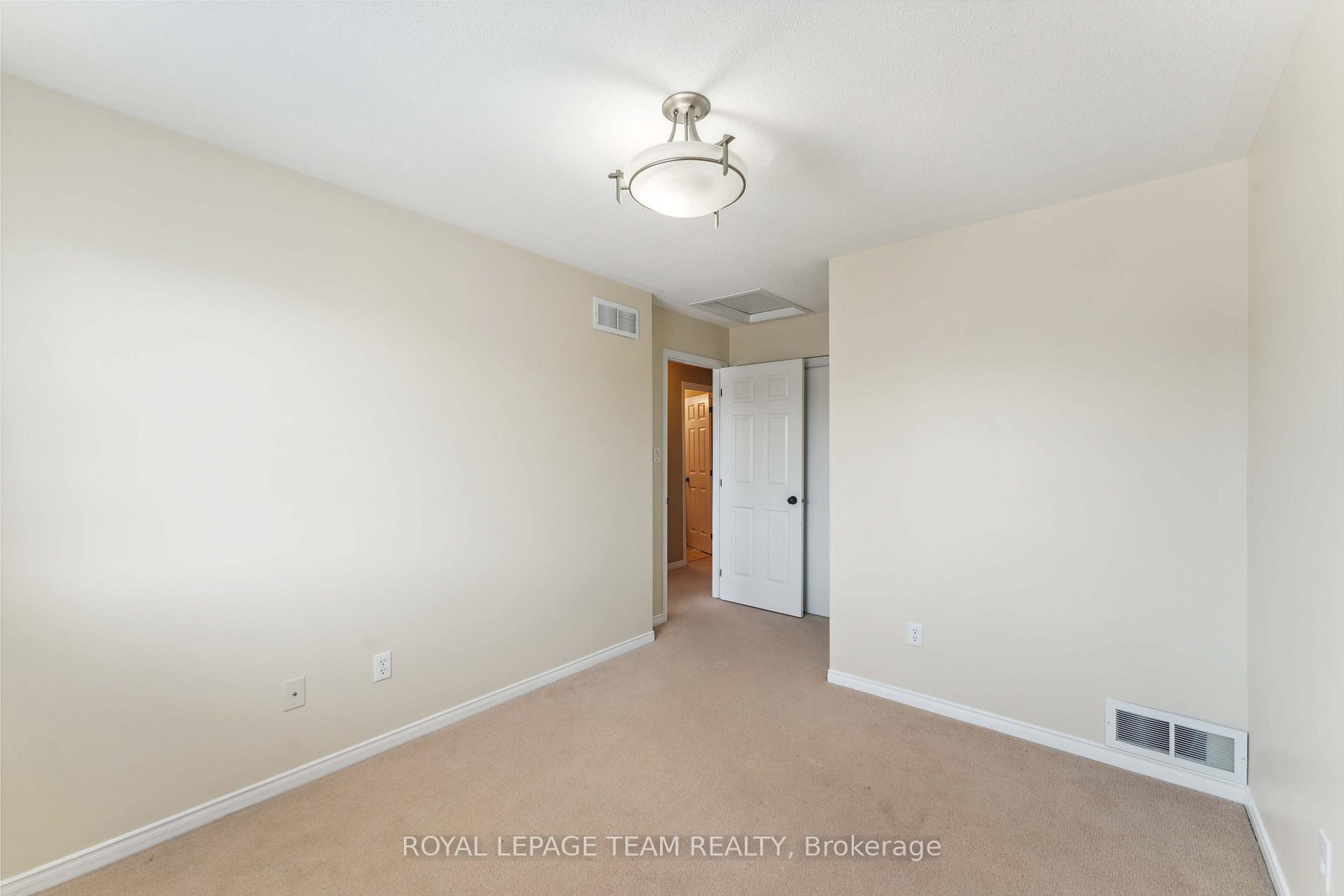 Photo 23 of 151 Cedardown Private, Ottawa, Barrhaven - Stonebridge — HOMEH
